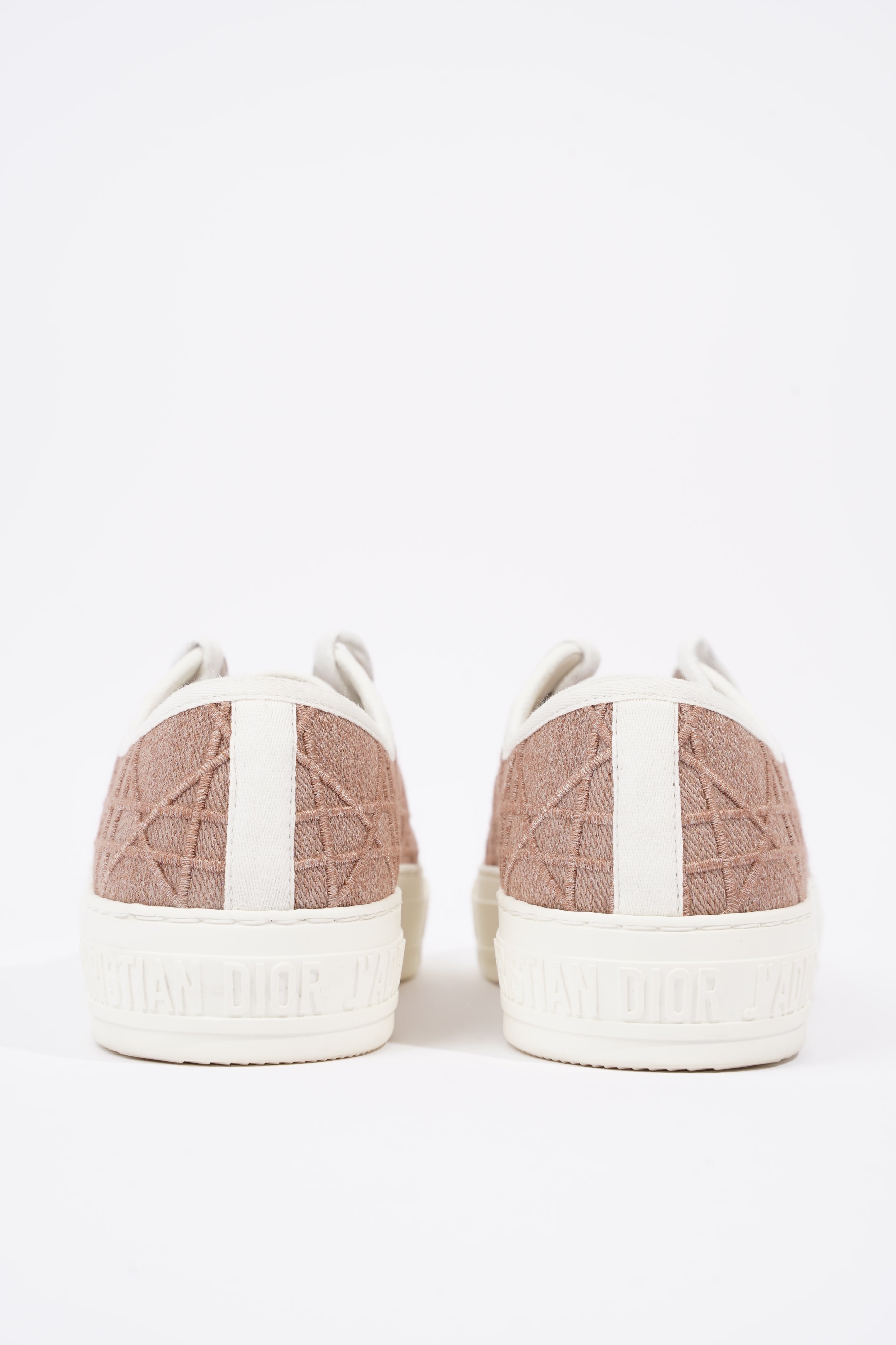 Christian Dior Walk n' Dior Clay White EU 37 / UK 4