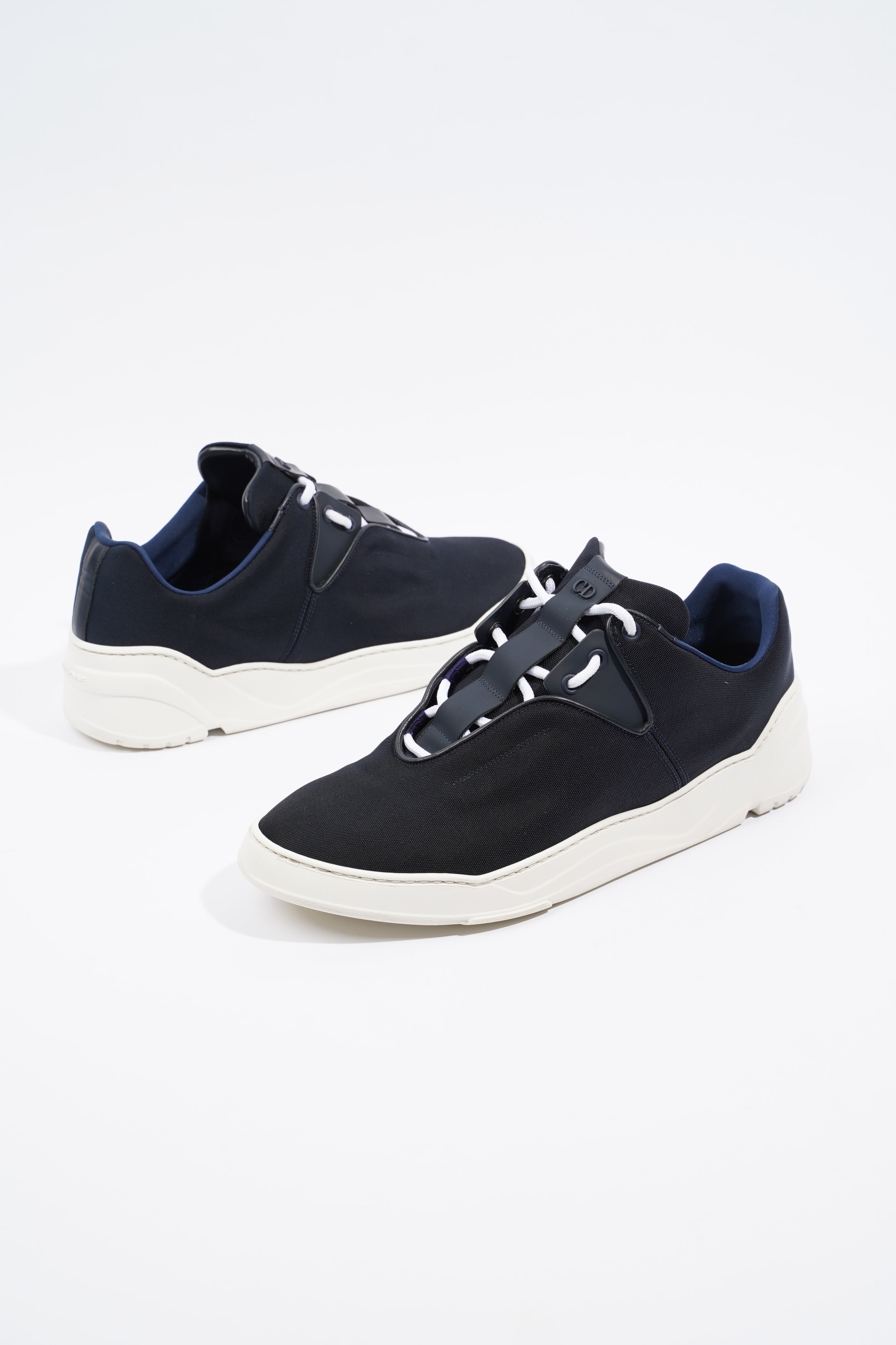 Christian Dior B17 Navy / White EU 43 / UK 9