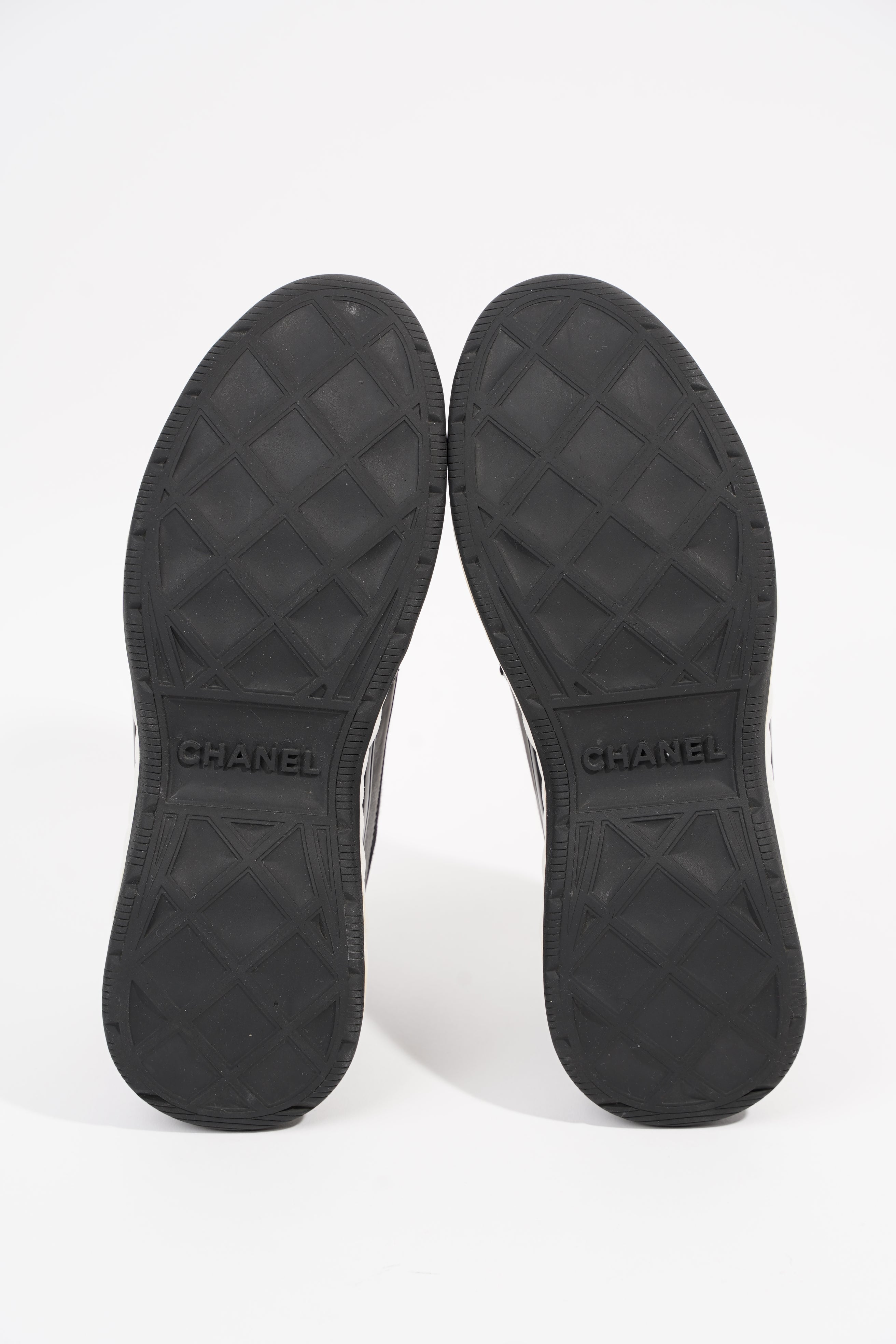 Chanel Womens CC Logo EU 40.5 / UK 7.5