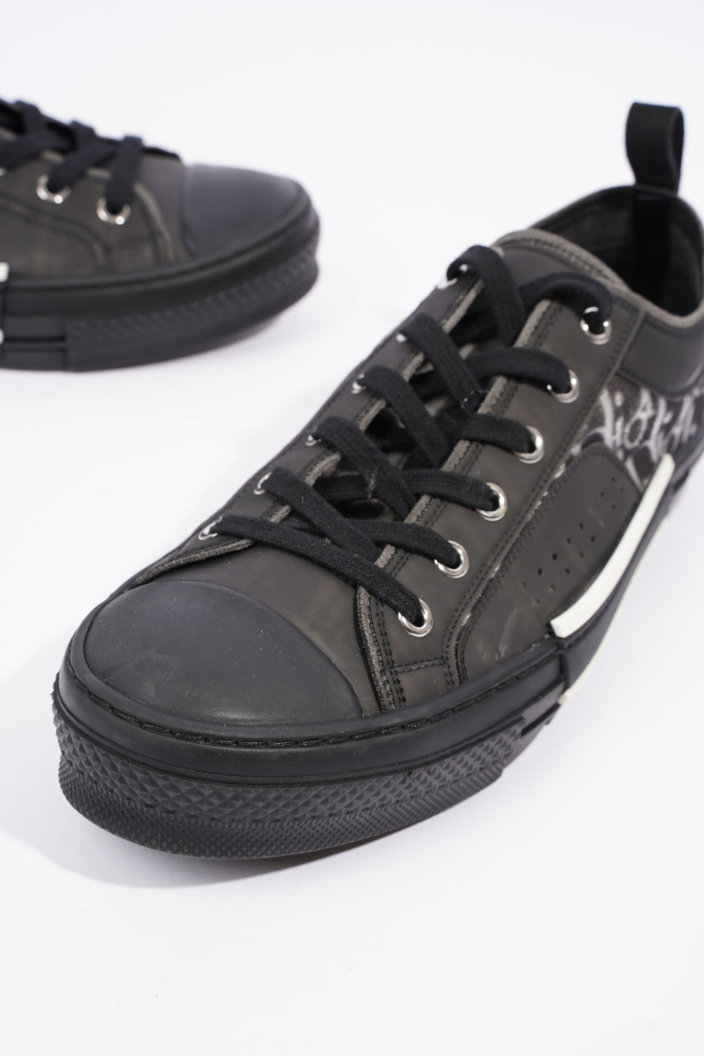 Christian Dior Mens B23 Low Top Sneaker Black EU 42.5 / UK 8.5