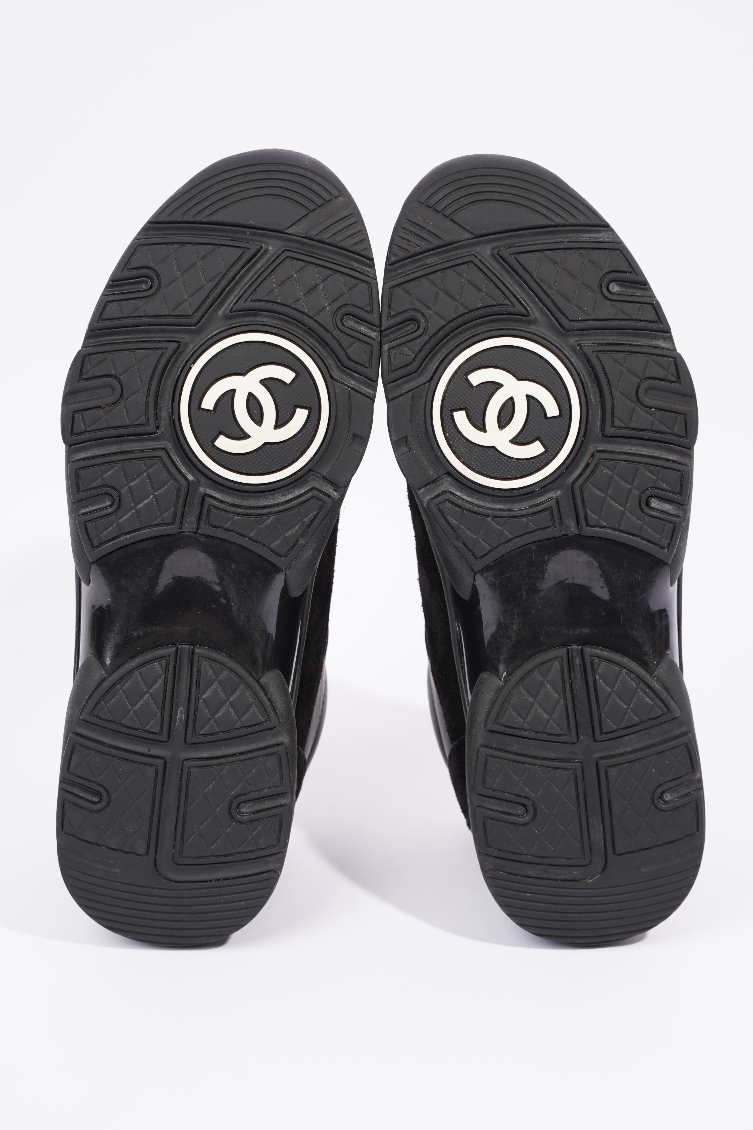 Chanel Womens CC Logo Black EU 40 / UK 7