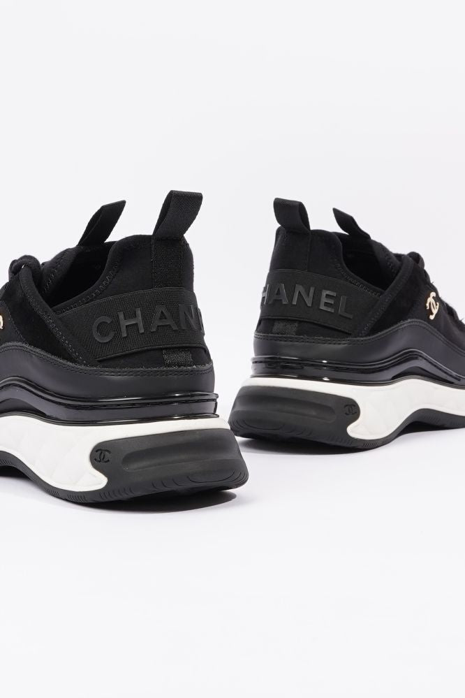 Chanel CC Logo Runners Black / White EU 40 / UK 7