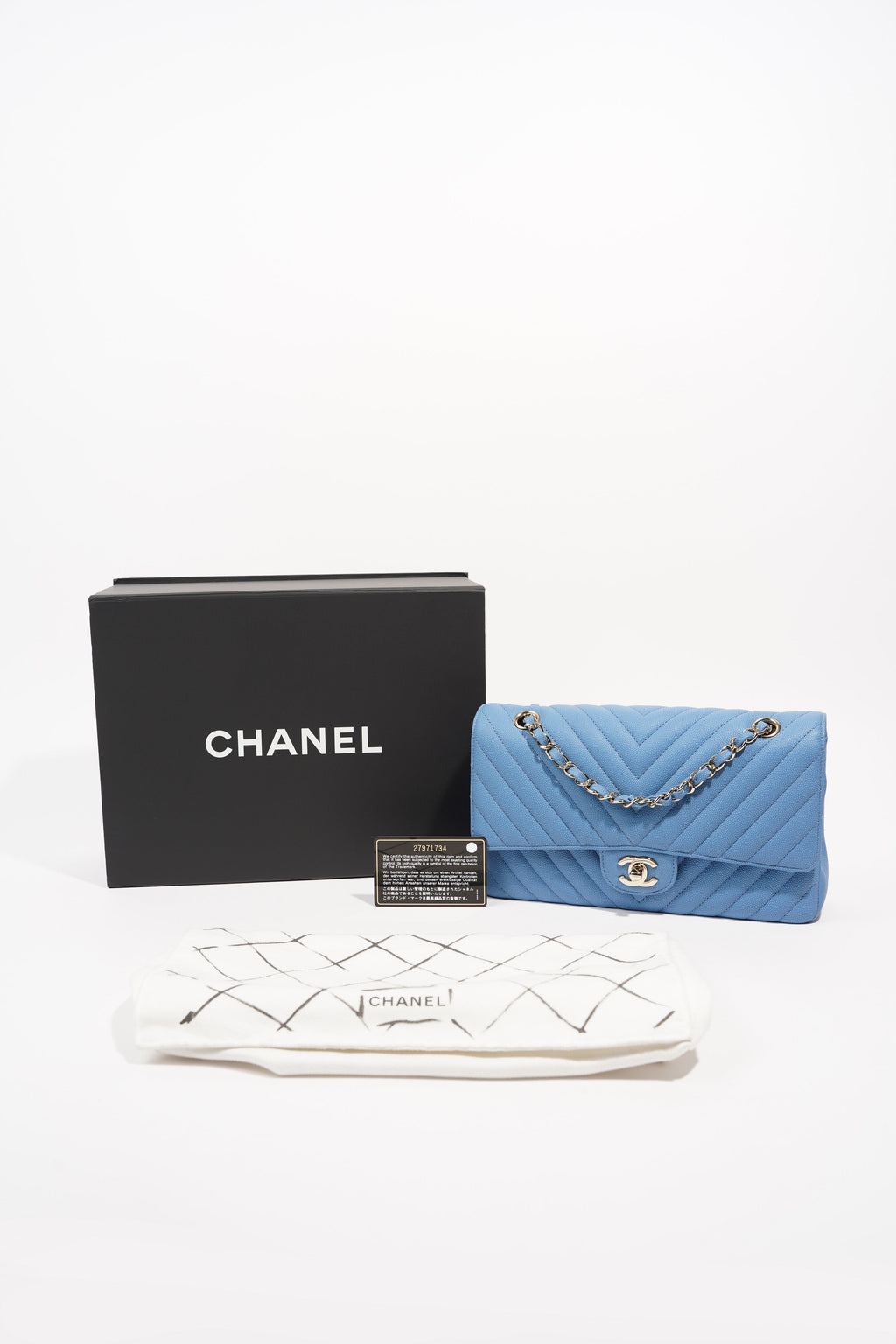 Chanel Womens Quilted Caviar Chevron Classic Double Flap Medium