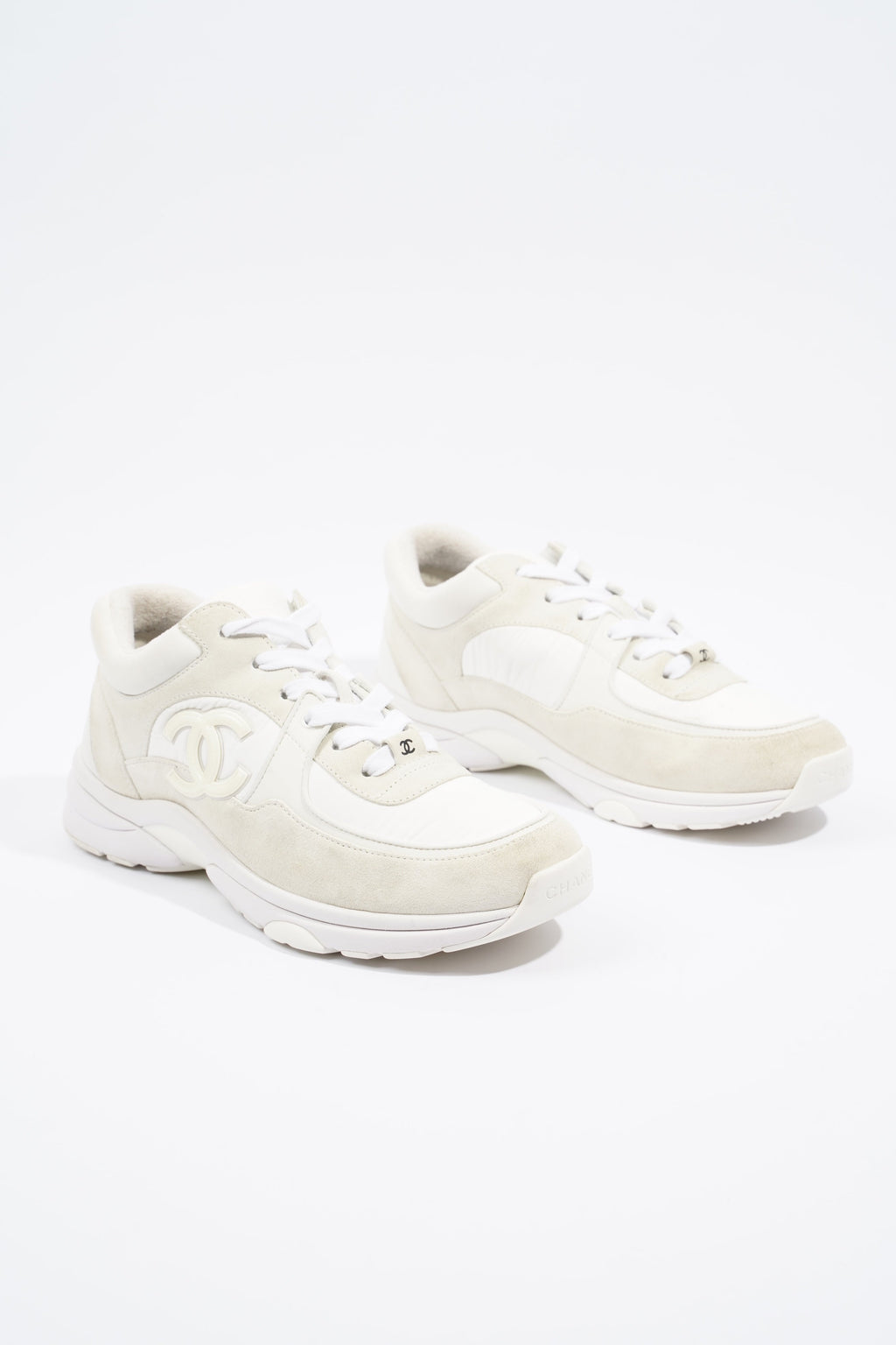 Chanel CC Runner White / Beige EU 38.5 / UK 5.5