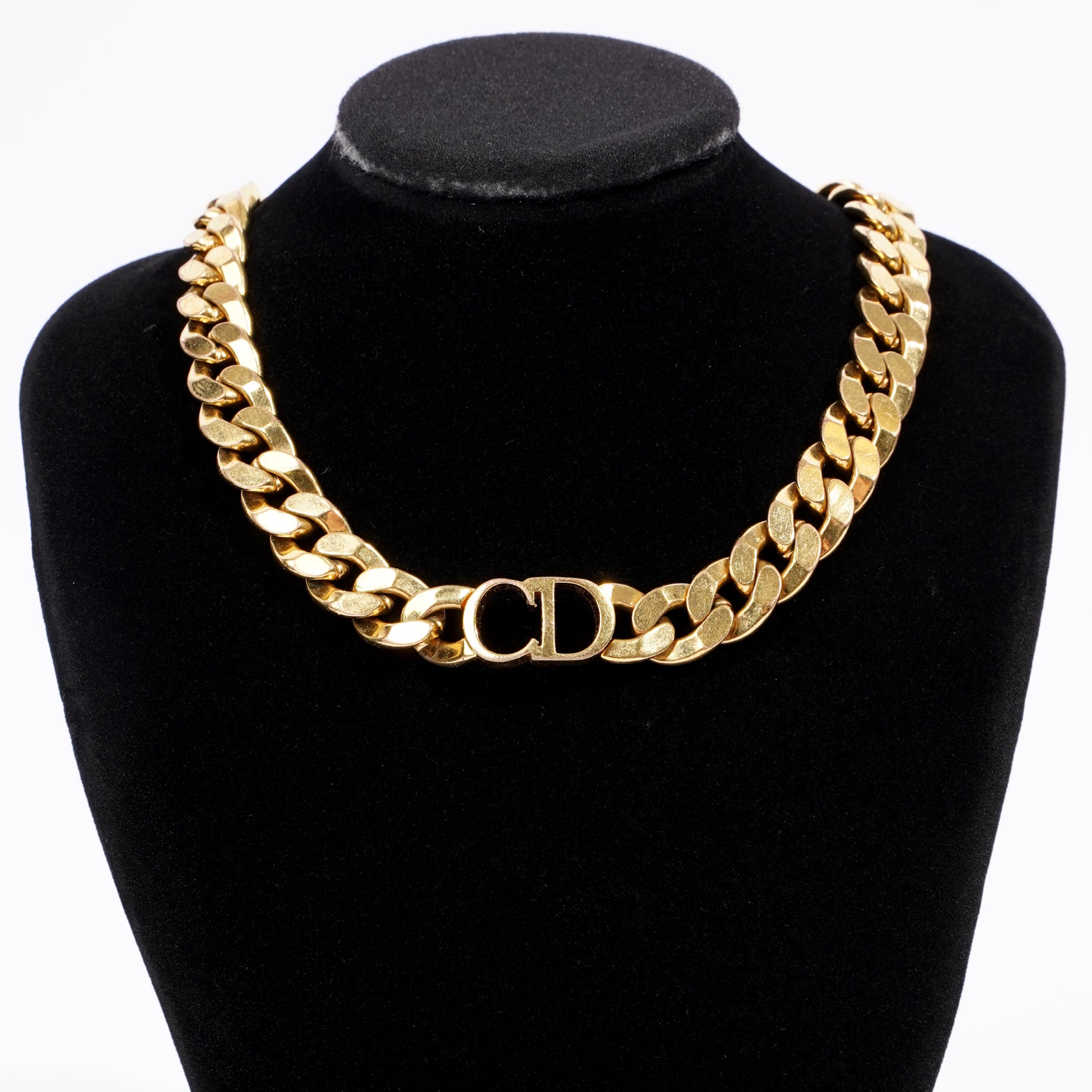 Christian Dior Womens 30 Montaigne Chocker Golden Finish / Base Metal