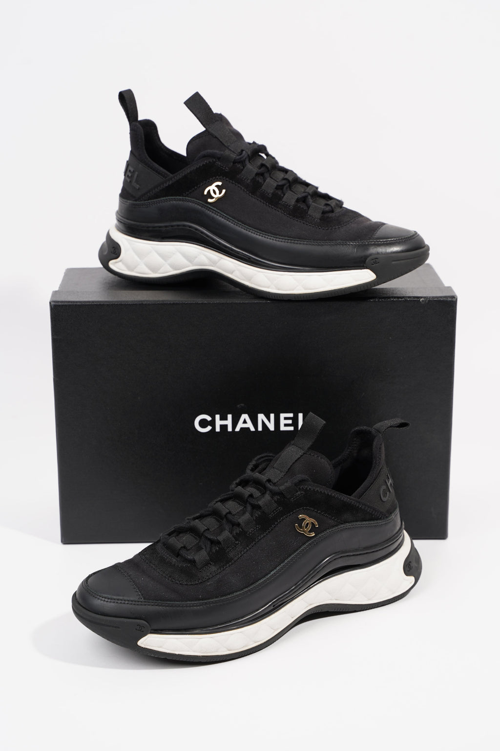 Chanel Womens CC Logo EU 40.5 / UK 7.5