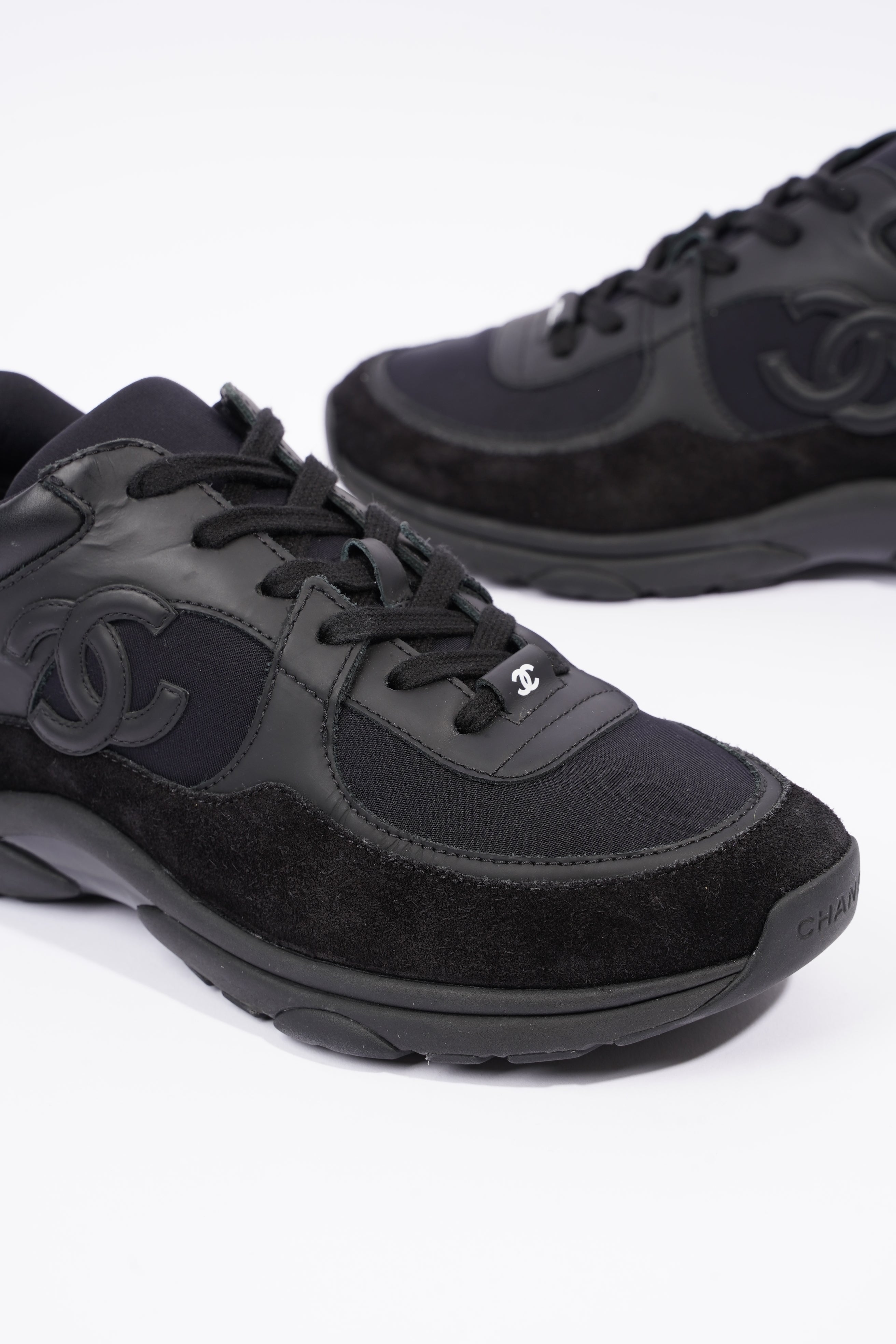 Chanel Womens CC Logo Black EU 40 / UK 7