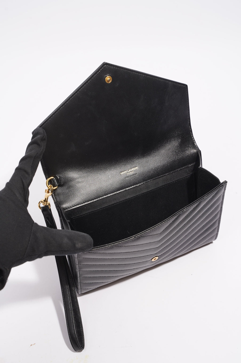 Saint Laurent Womens Envelope Wristlet Clutch