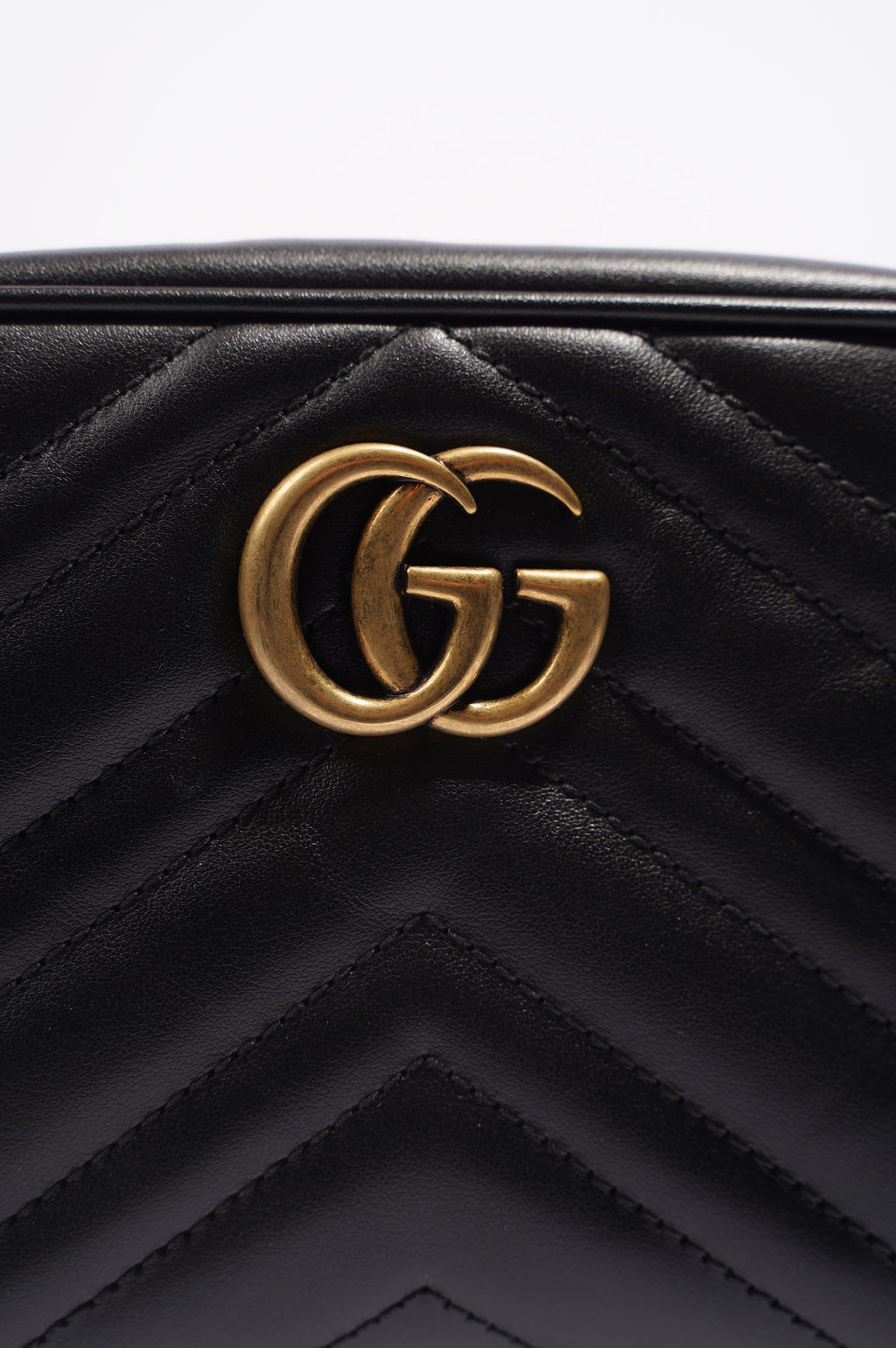 Gucci Womens Marmont Zip Black Mini