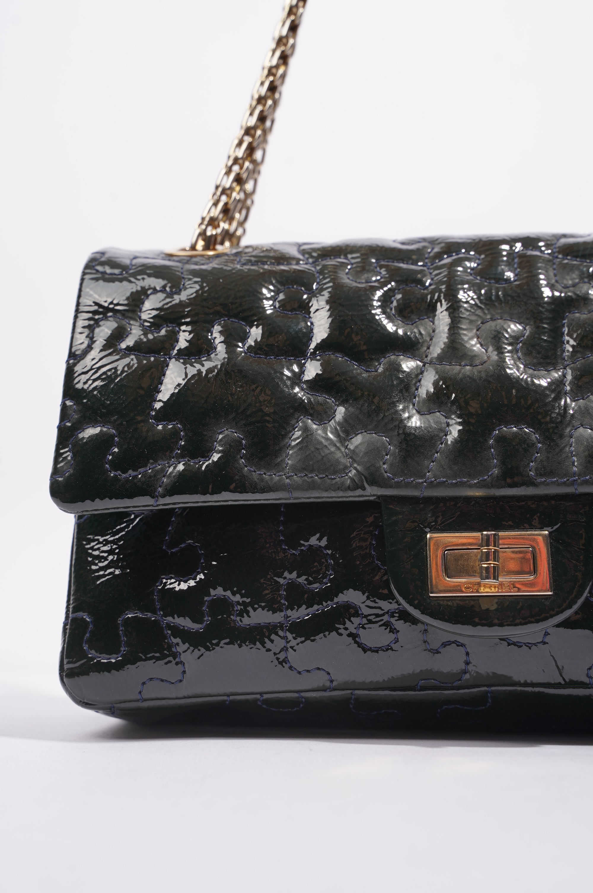 Chanel Womens Classic Puzzle 2.55 Reissue Green Patent Leather