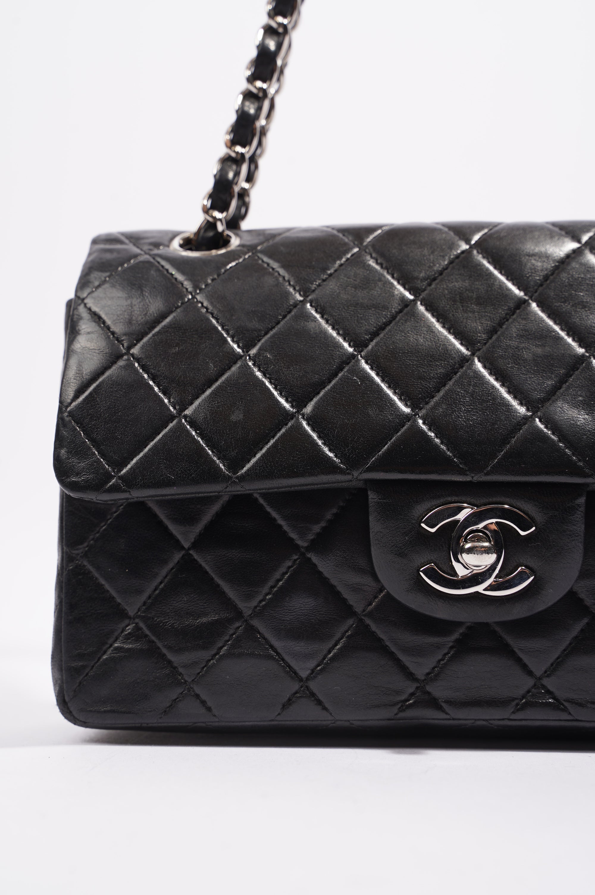 Chanel Womens Lambskin Double Flap Black Small