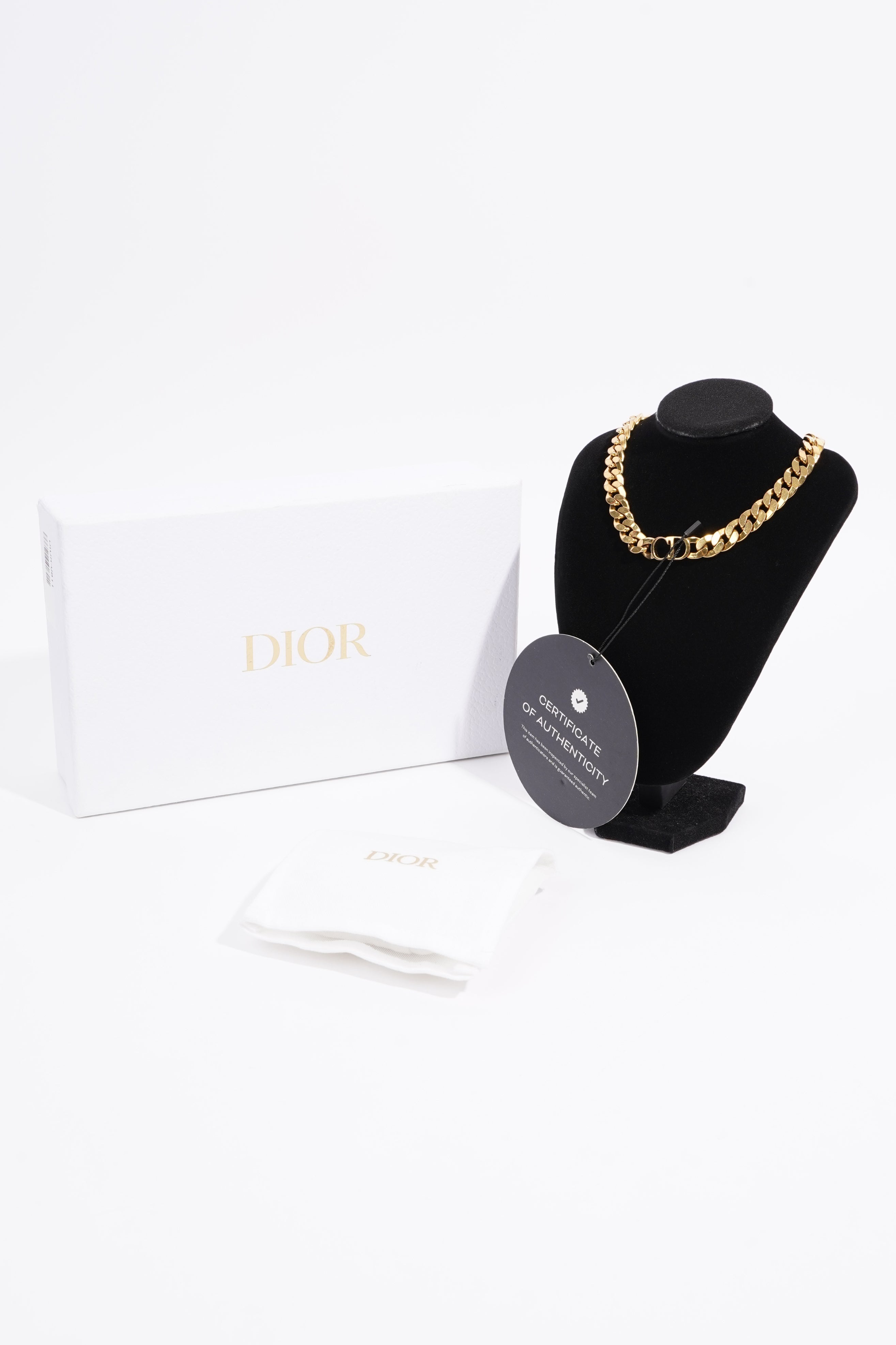 Christian Dior Womens 30 Montaigne Chocker Golden Finish / Base Metal