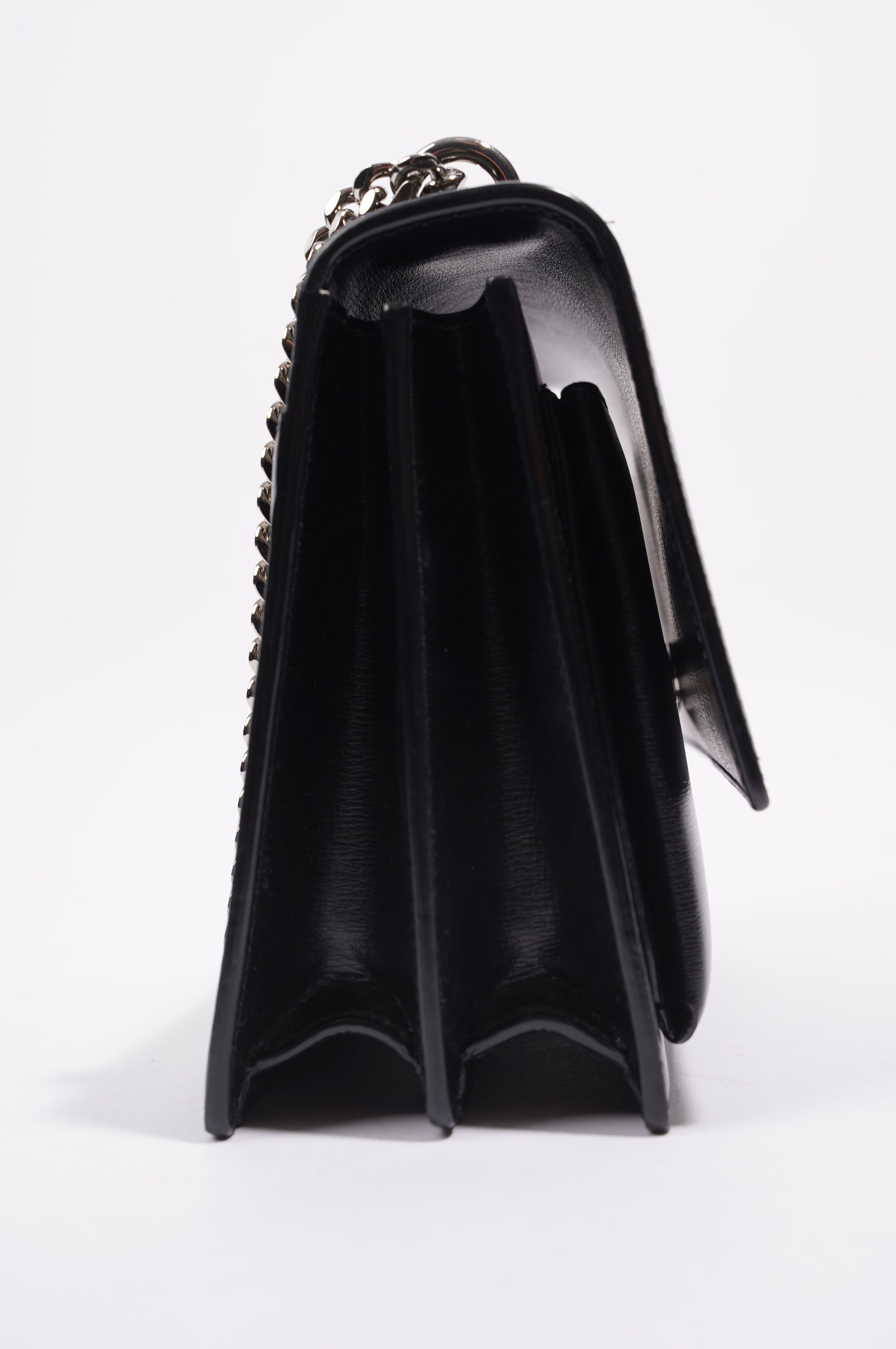 Saint Laurent Womens Sunset Chain Bag Black / Silver Medium