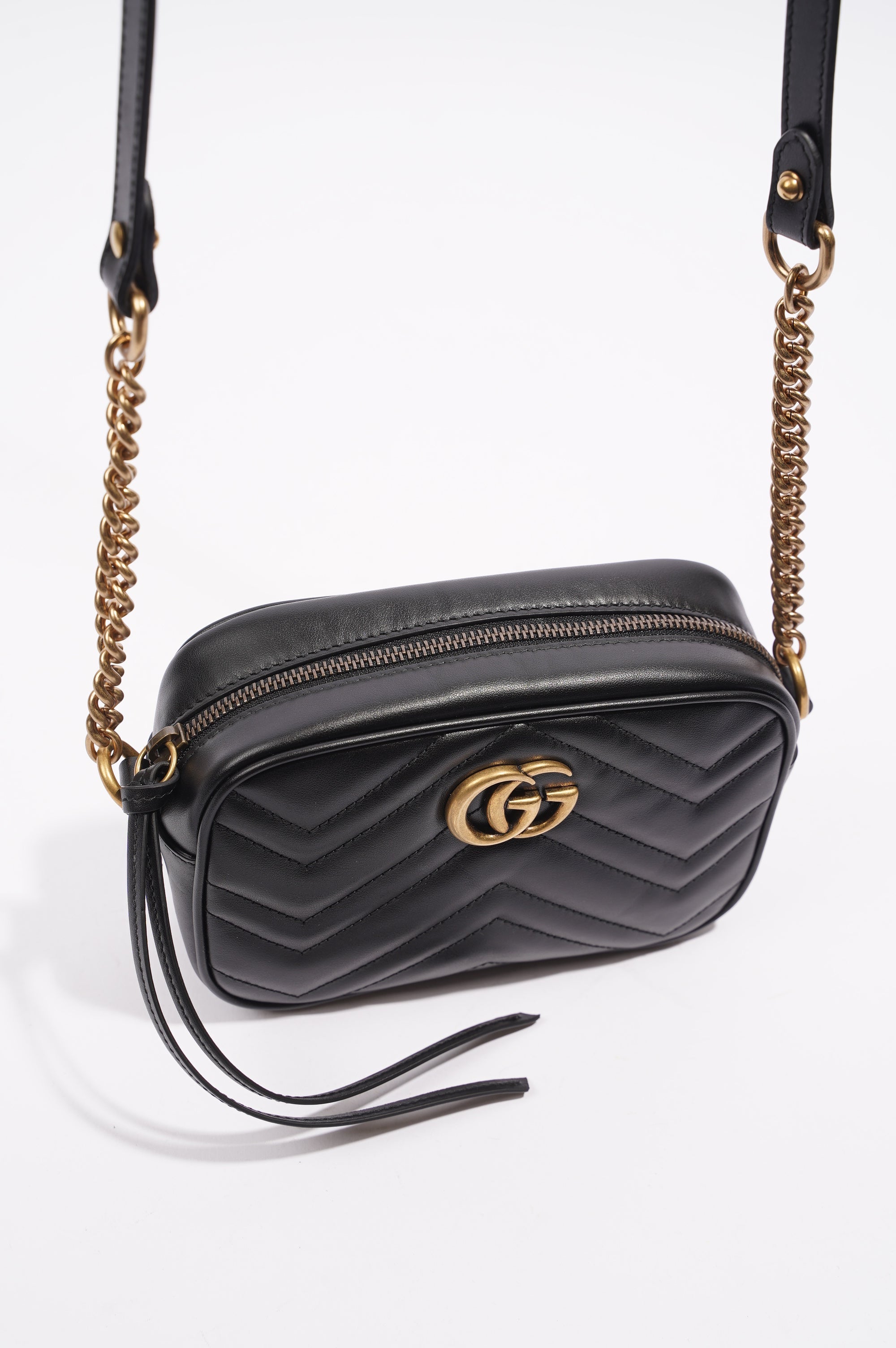 Gucci Womens Marmont Zip Black Mini