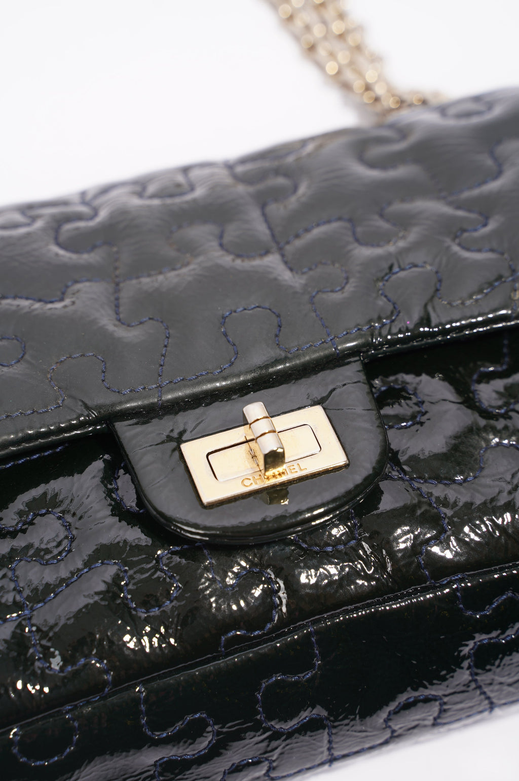 Chanel Womens Classic Puzzle 2.55 Reissue Green Patent Leather