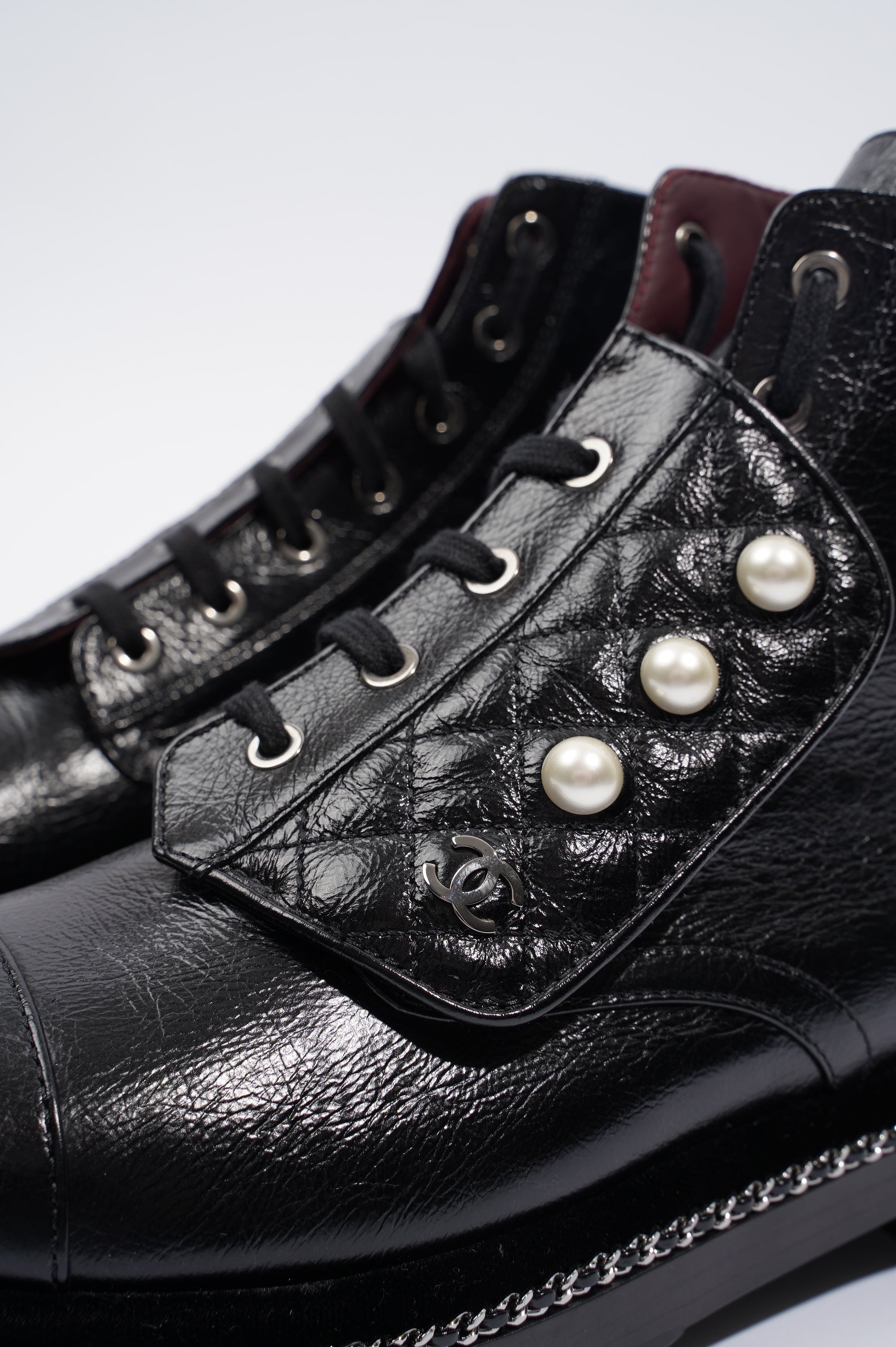 Chanel Womens CC Pearl Detail Boots Black EU 38.5 / UK 5.5