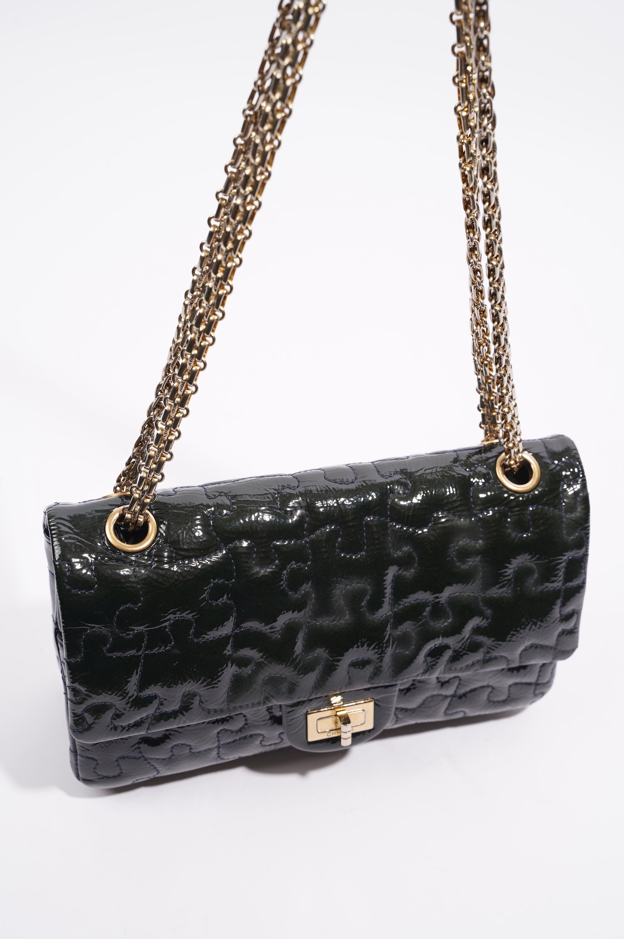 Chanel Womens Classic Puzzle 2.55 Reissue Green Patent Leather