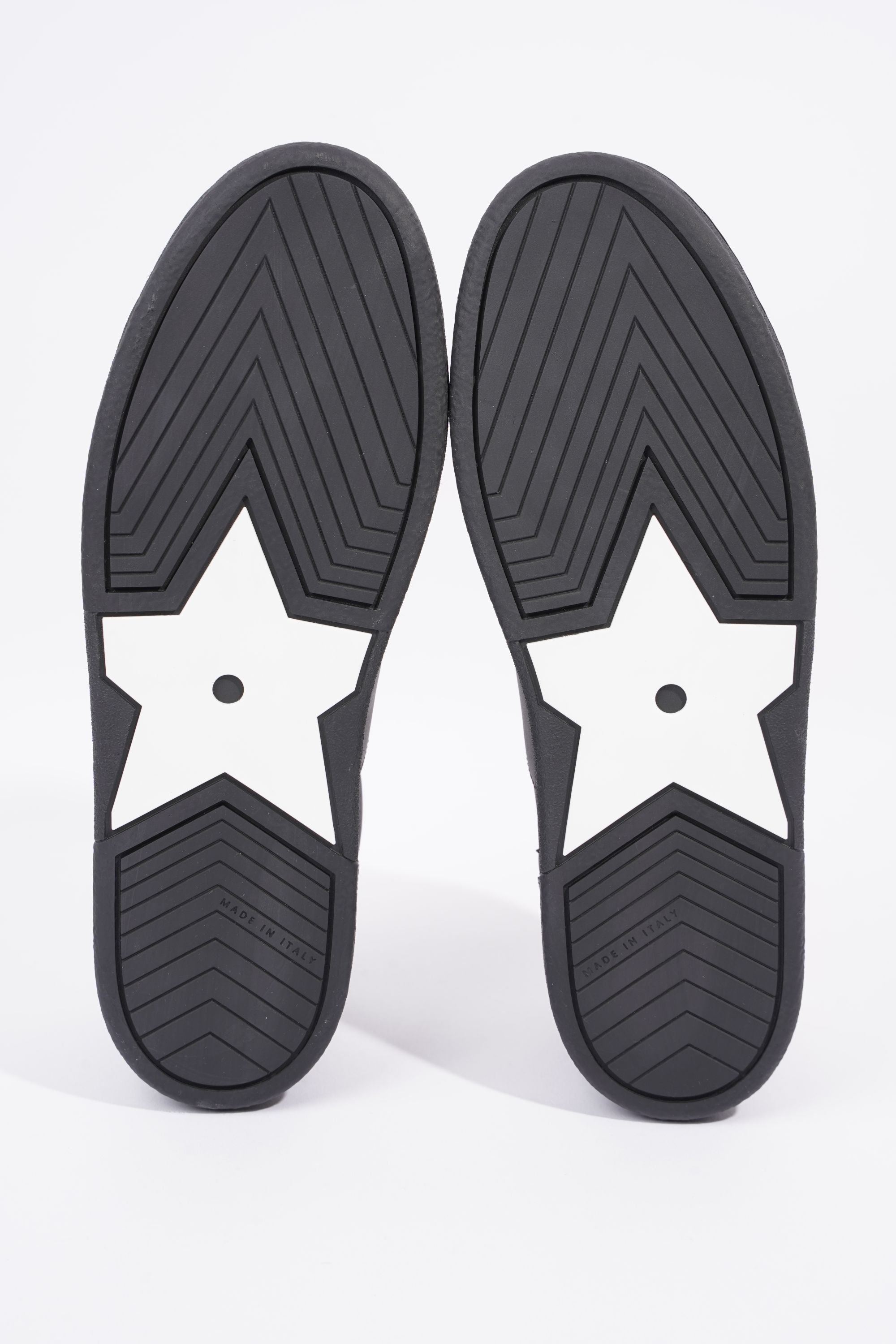 Christian Dior Low Top Sneaker Black / White EU 39 / UK 6