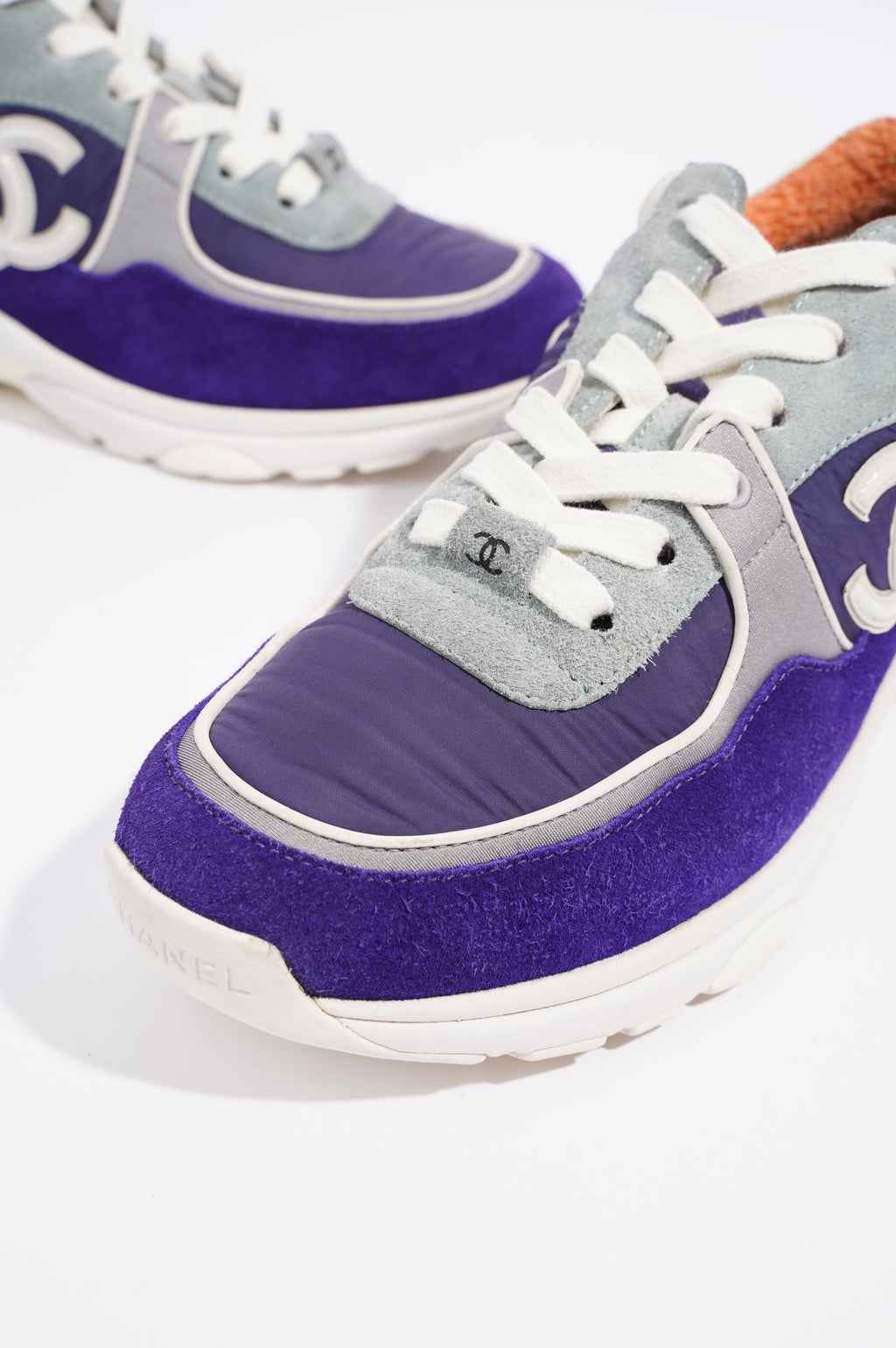 Chanel Womens CC Logo Blue / White EU 38 / UK 5