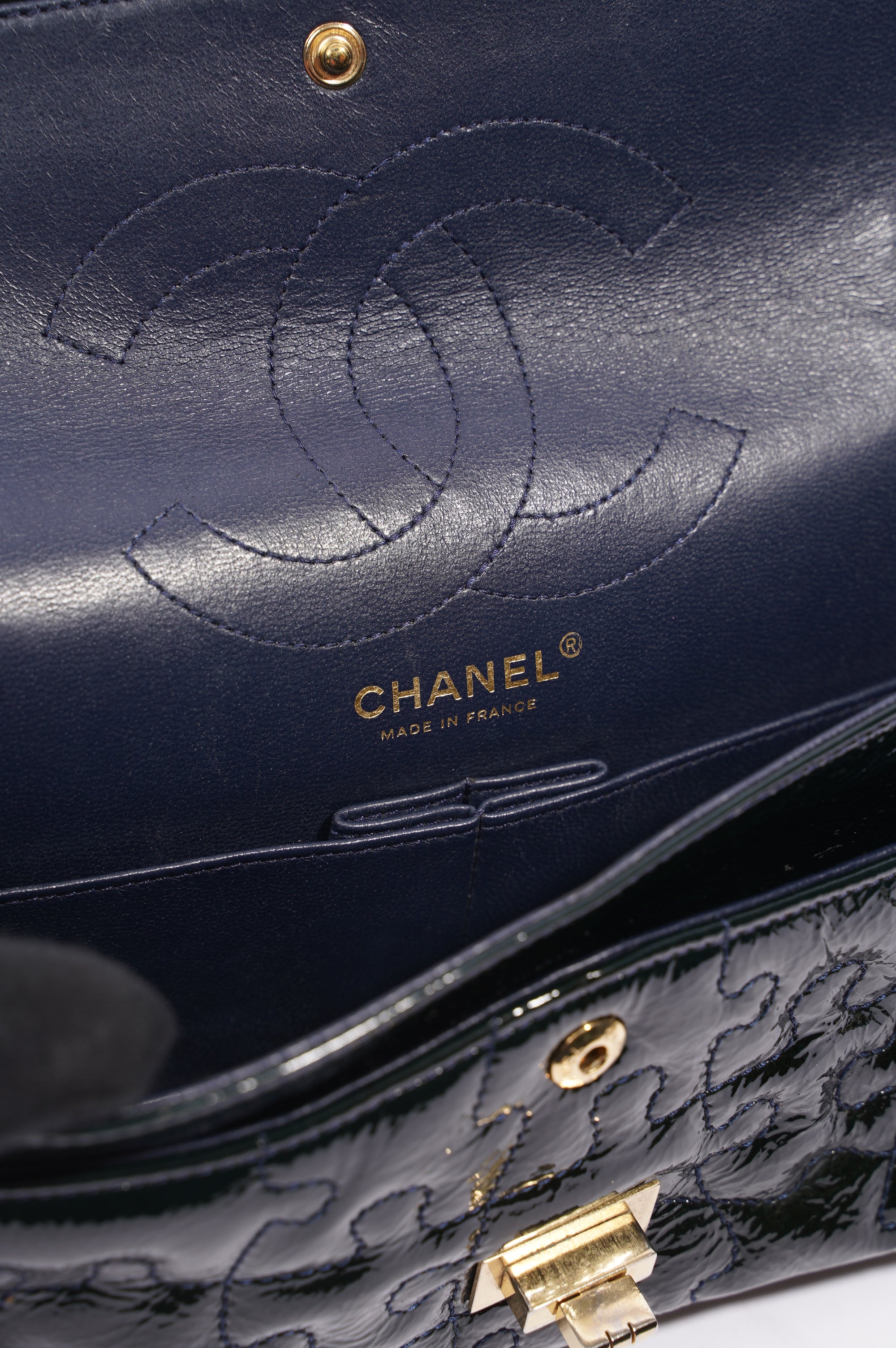 Chanel Womens Classic Puzzle 2.55 Reissue Green Patent Leather
