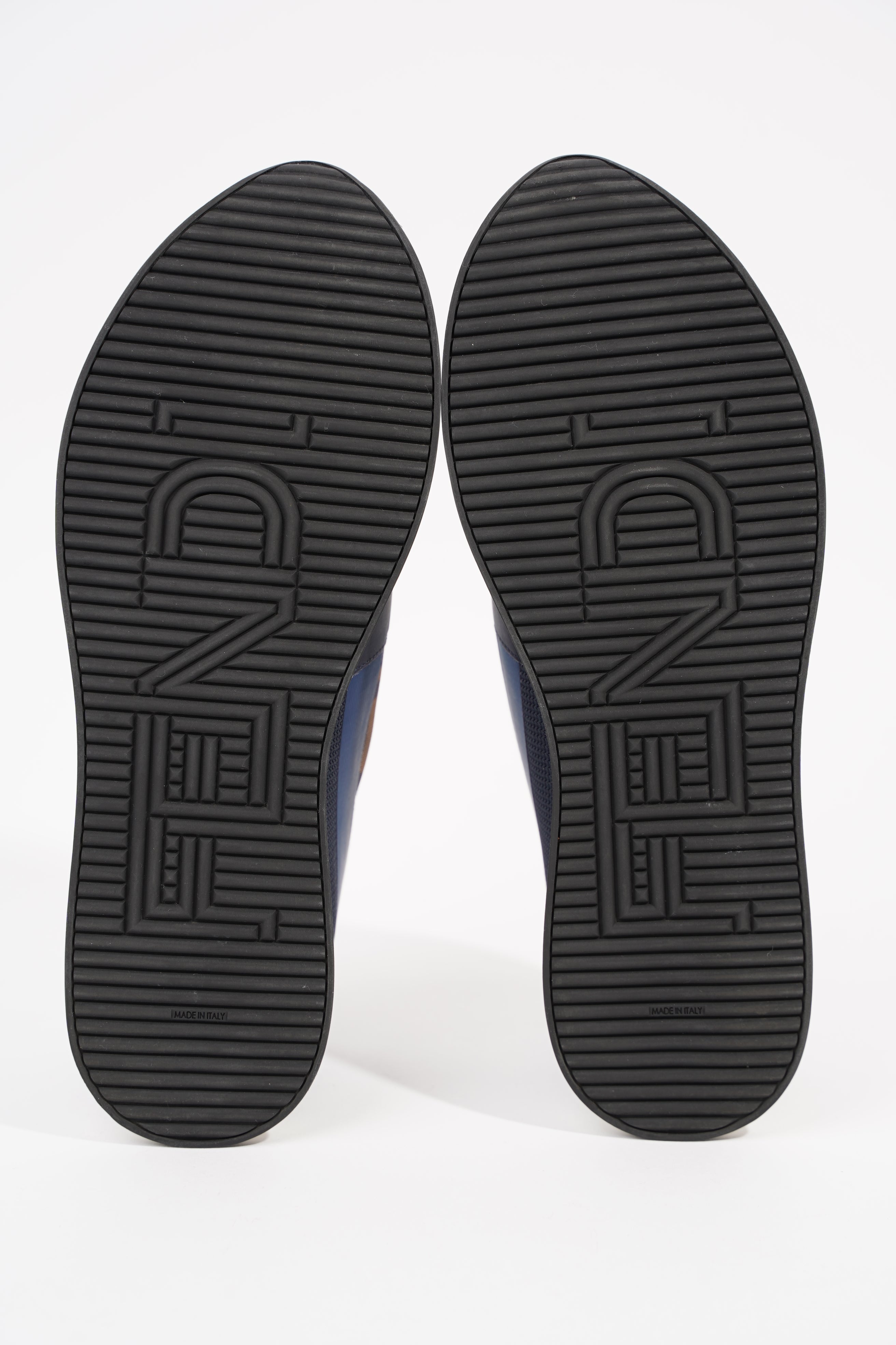 Fendi Womens Low Top Slip On EU 35 / UK 2