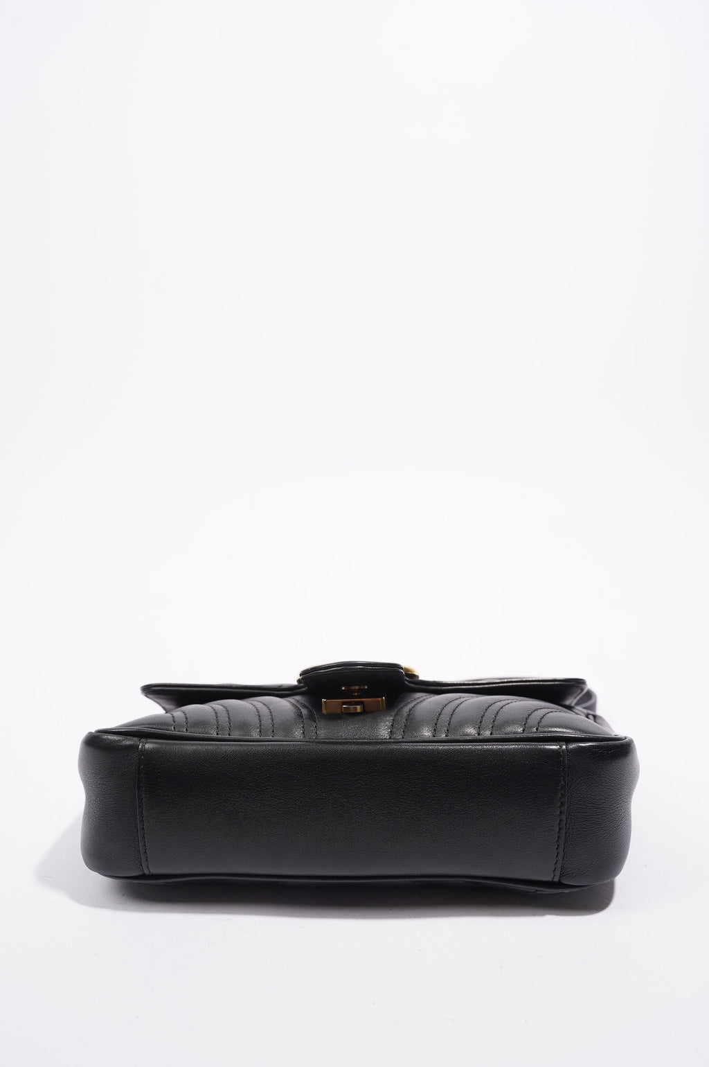 Gucci Womens GG Marmont Flap Bag Black Mini