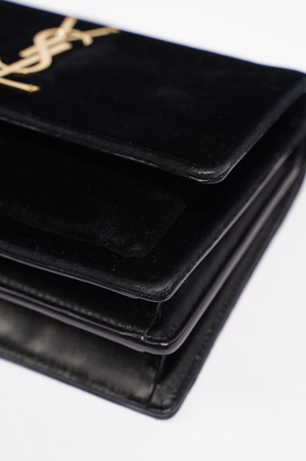 Saint Laurent Womens Sunset Black Velvet Small