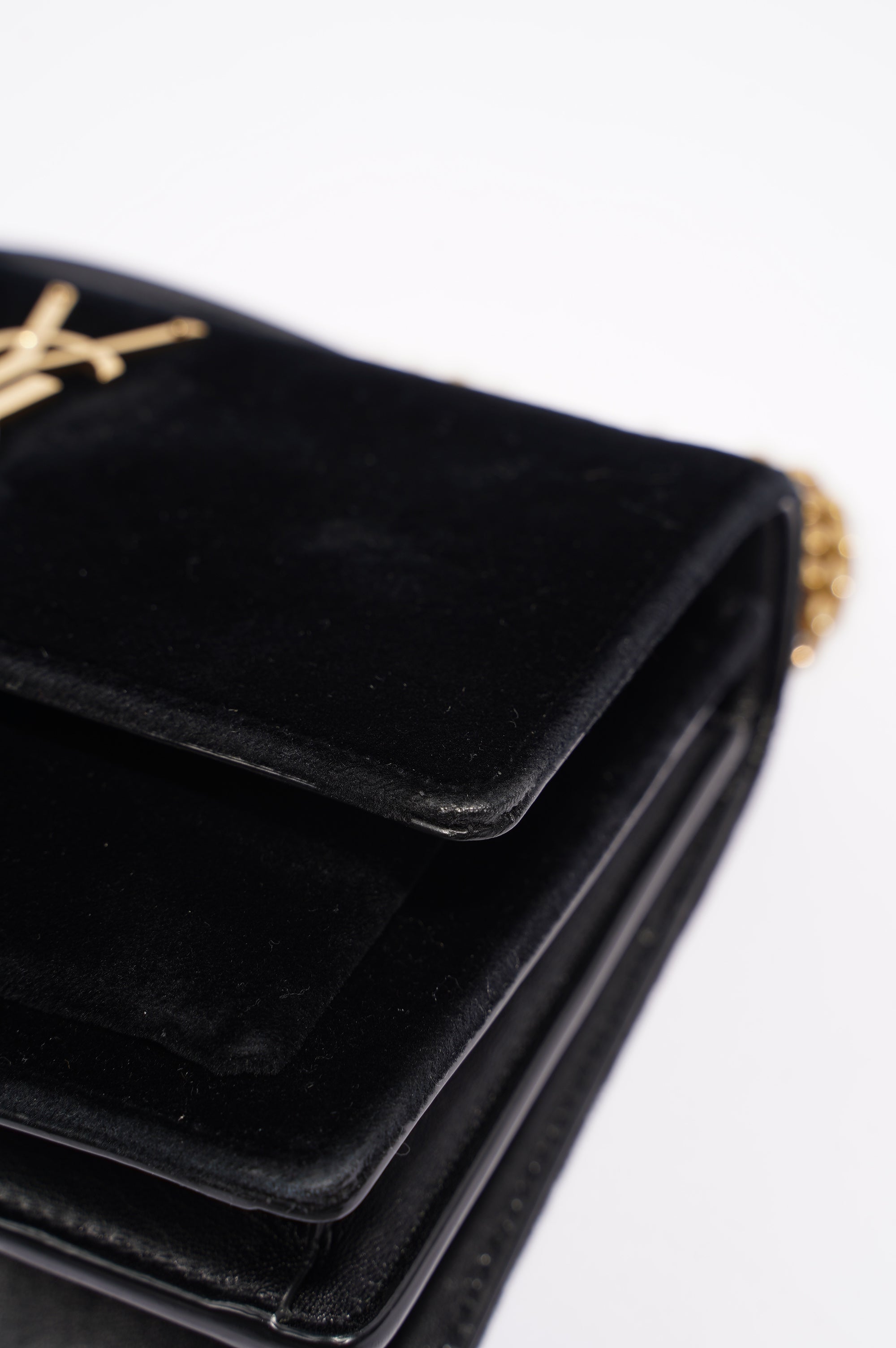 Saint Laurent Womens Sunset Black Velvet Small