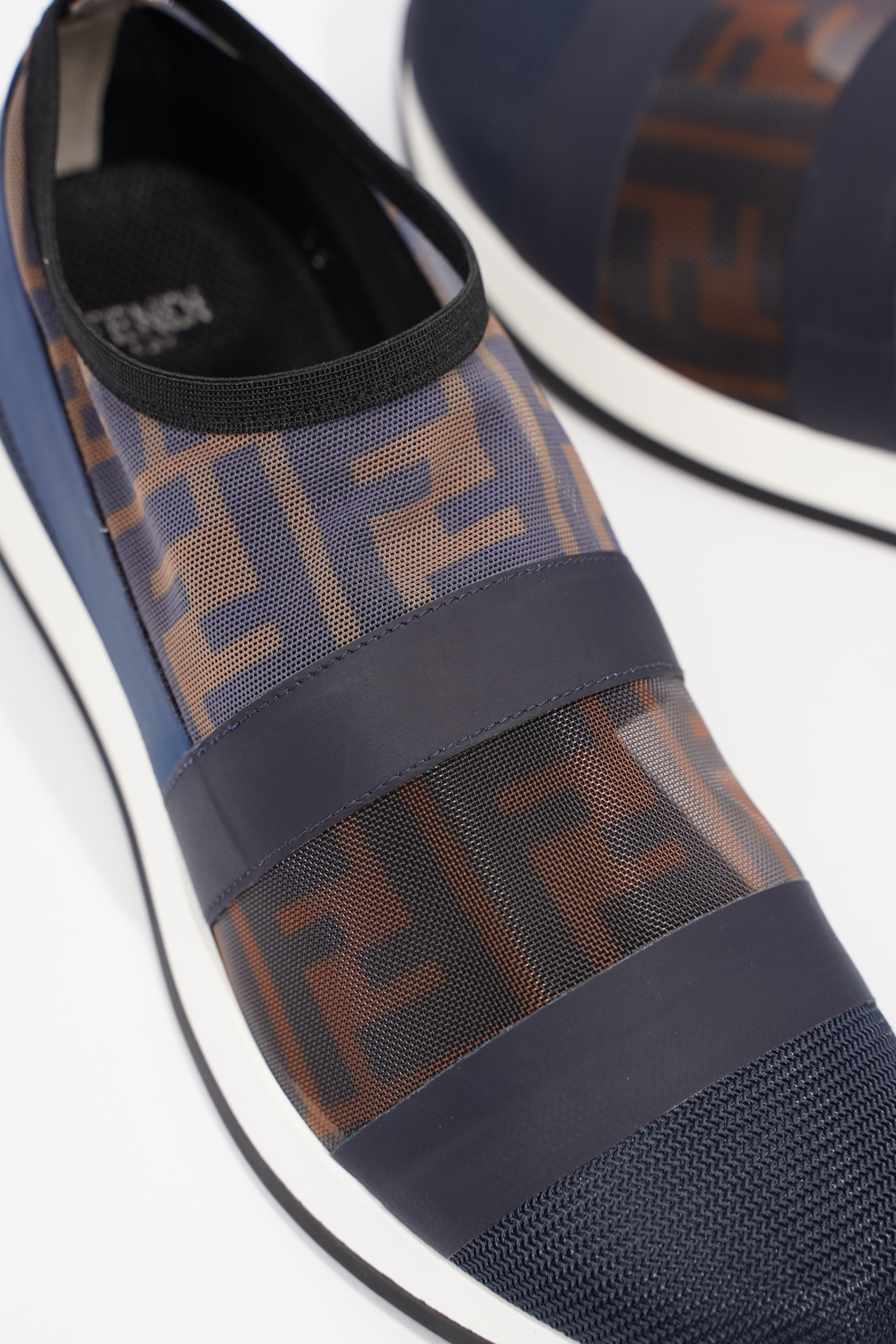 Fendi Womens Low Top Slip On EU 35 / UK 2