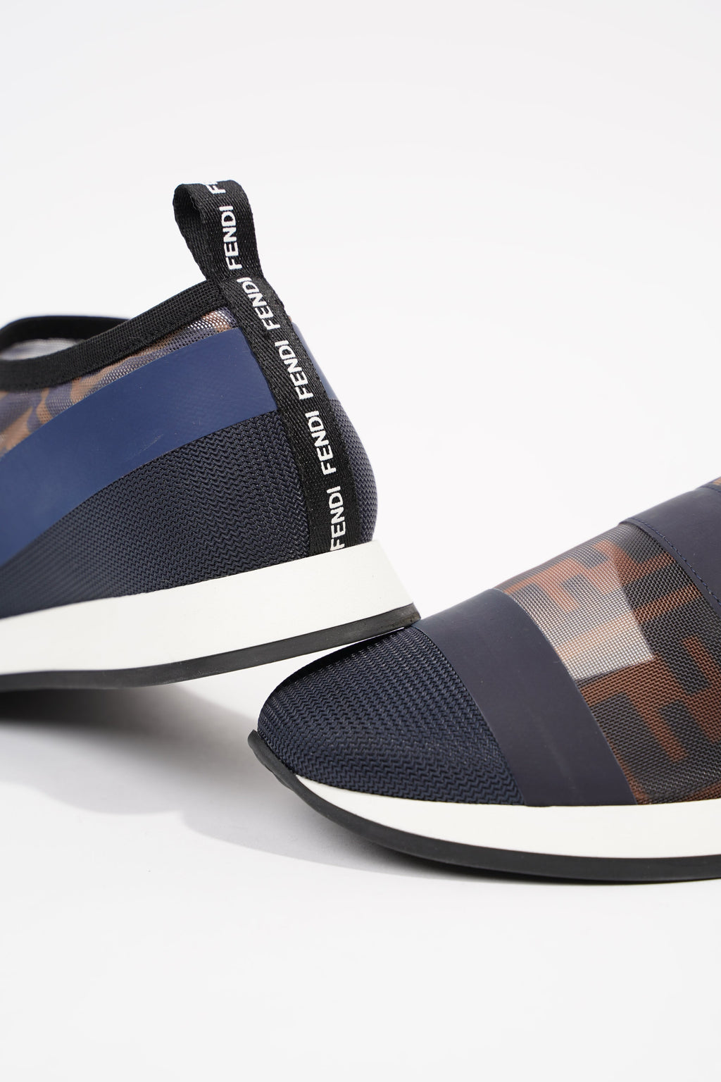 Fendi Womens Low Top Slip On EU 35 / UK 2
