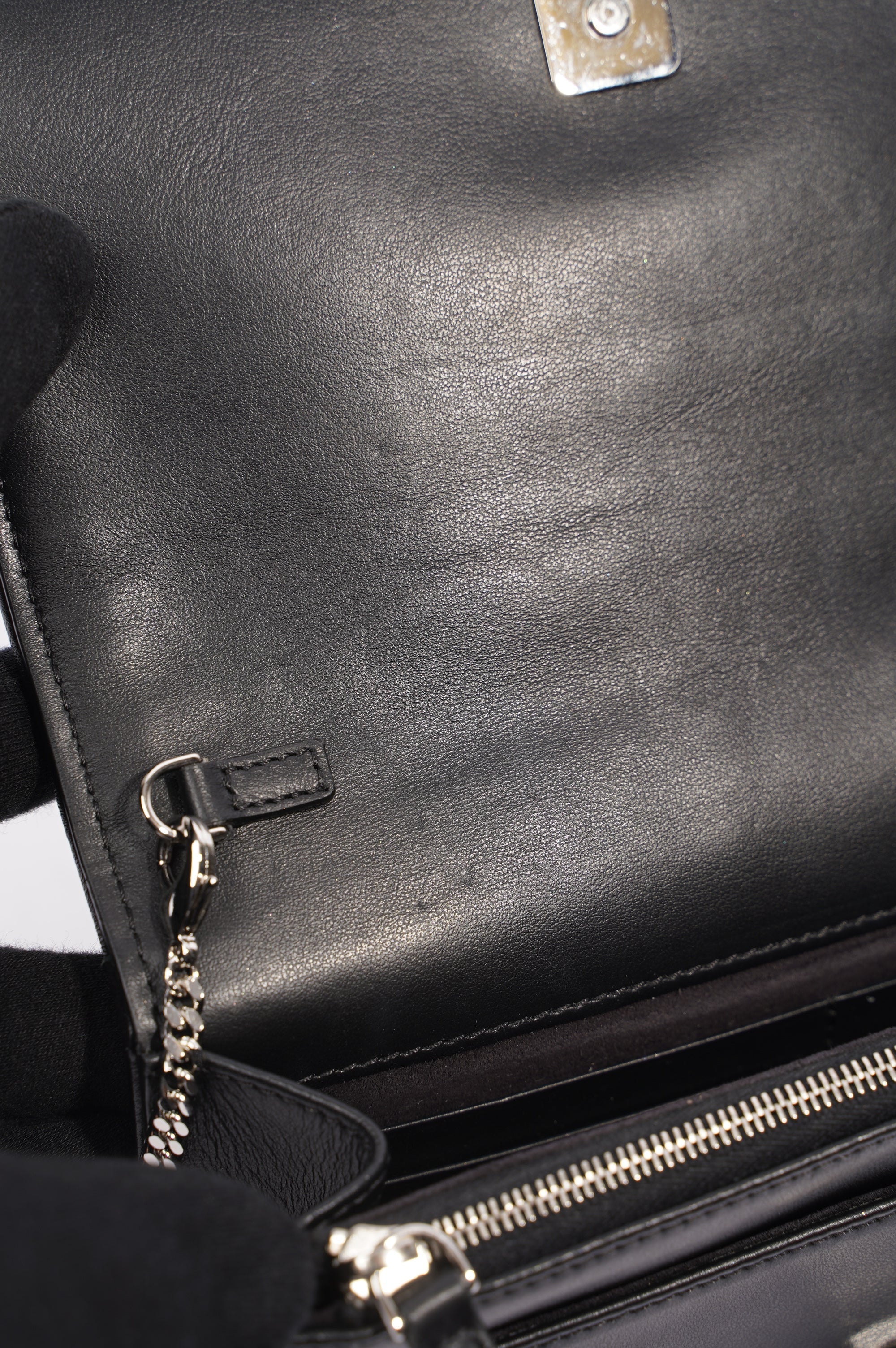 Fendi Womens Dotcom Quilted Wallet On Chain Black
