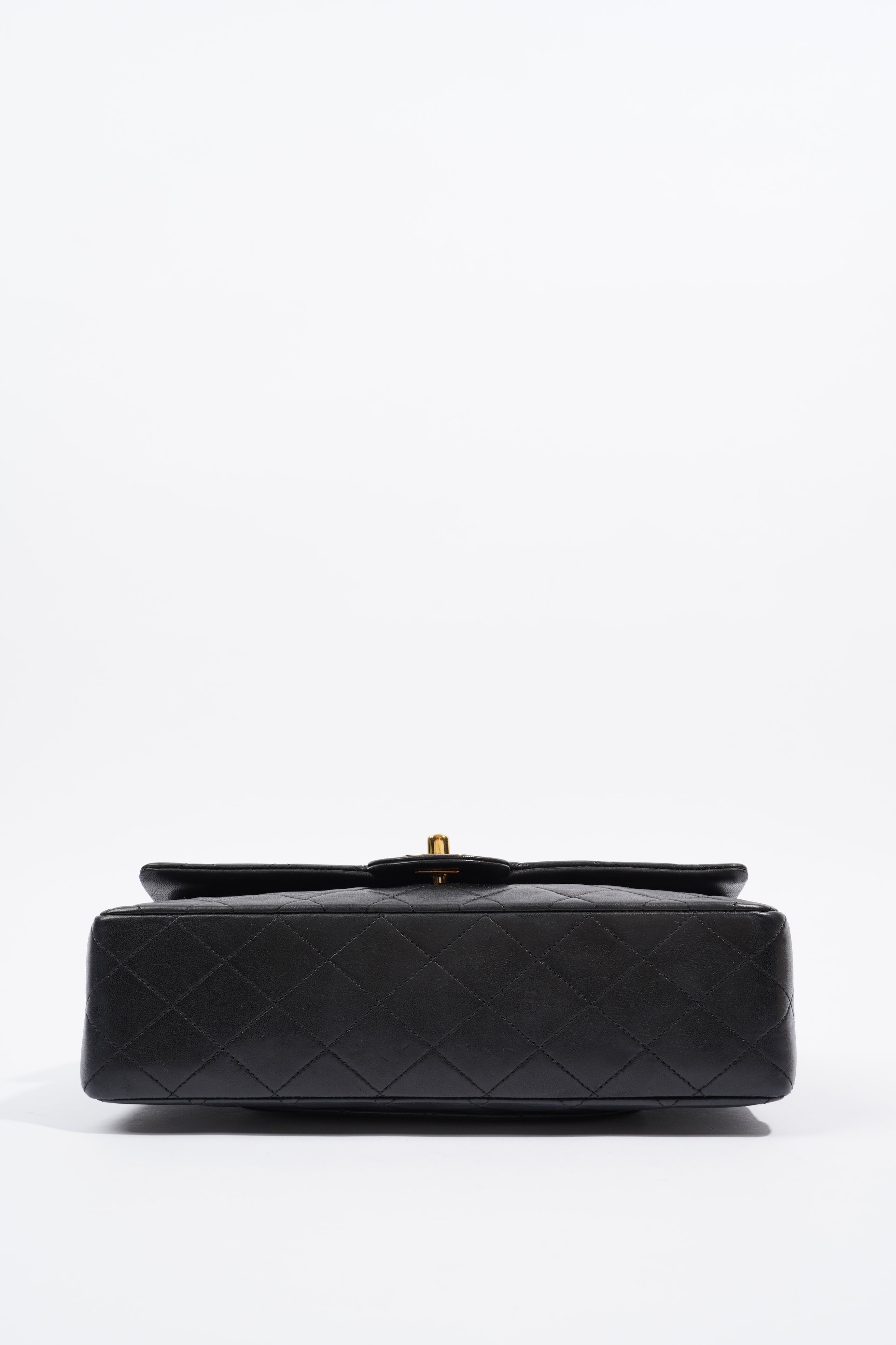 Chanel Womens Vintage Double Flap Lambskin Black Leather Medium