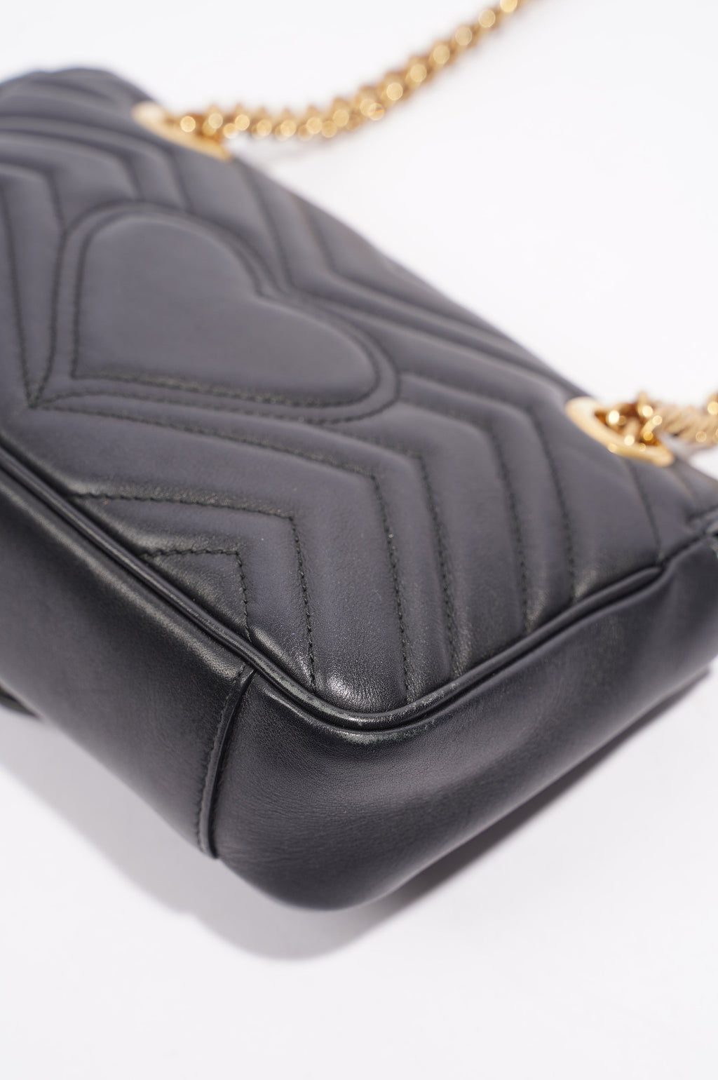 Gucci Womens GG Marmont Flap Bag Black Mini