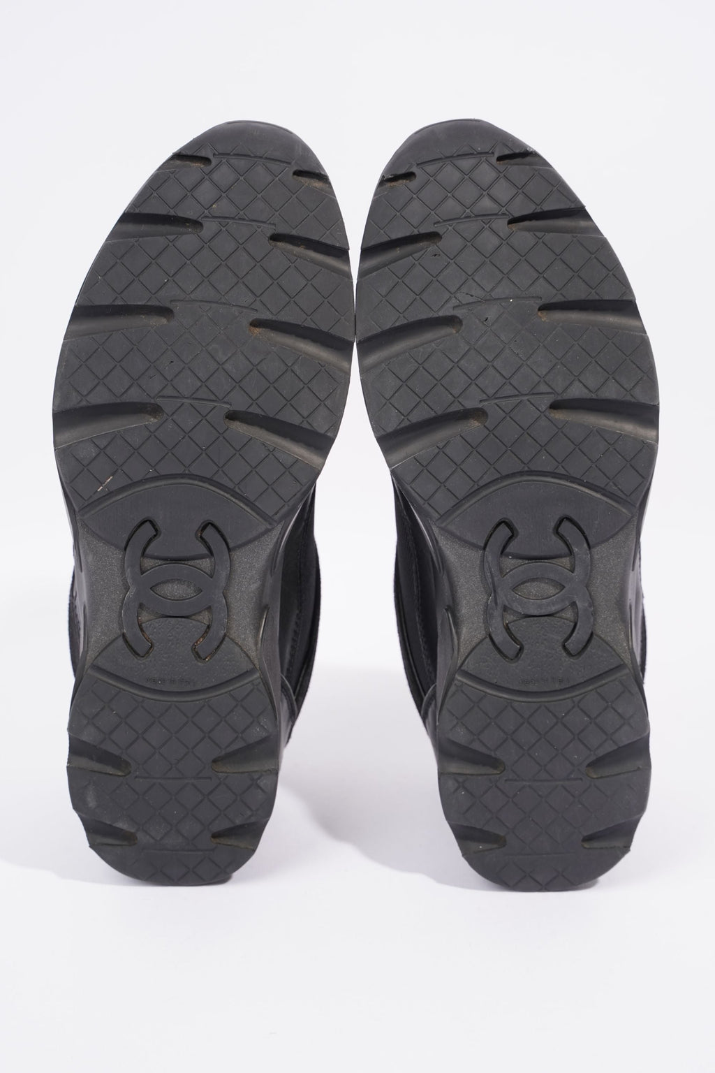 Chanel Womens CC Runner Black EU 38.5 / UK 5.5