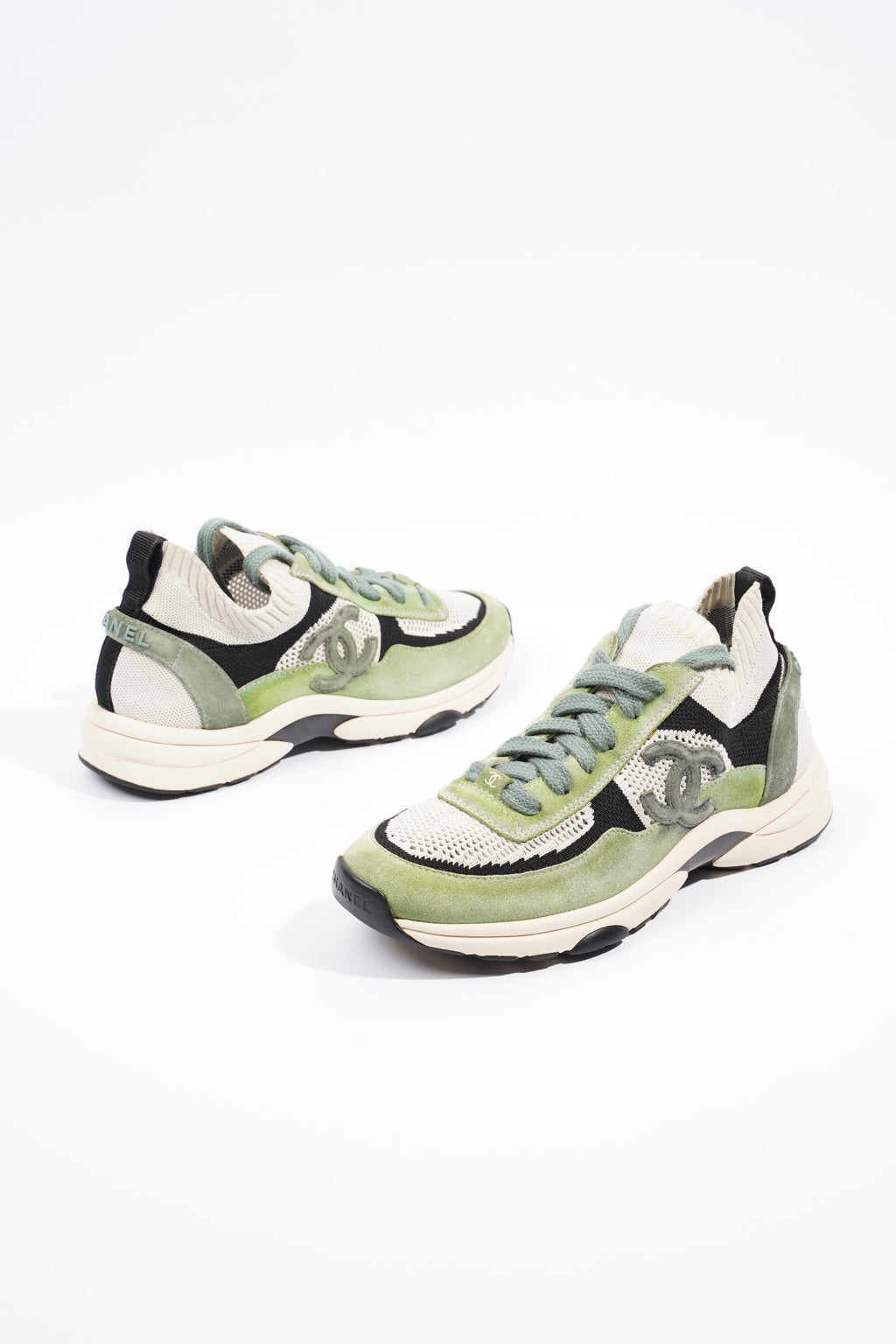 Chanel Womens CC Runner Green / Black / White EU 39.5 / UK 6.5