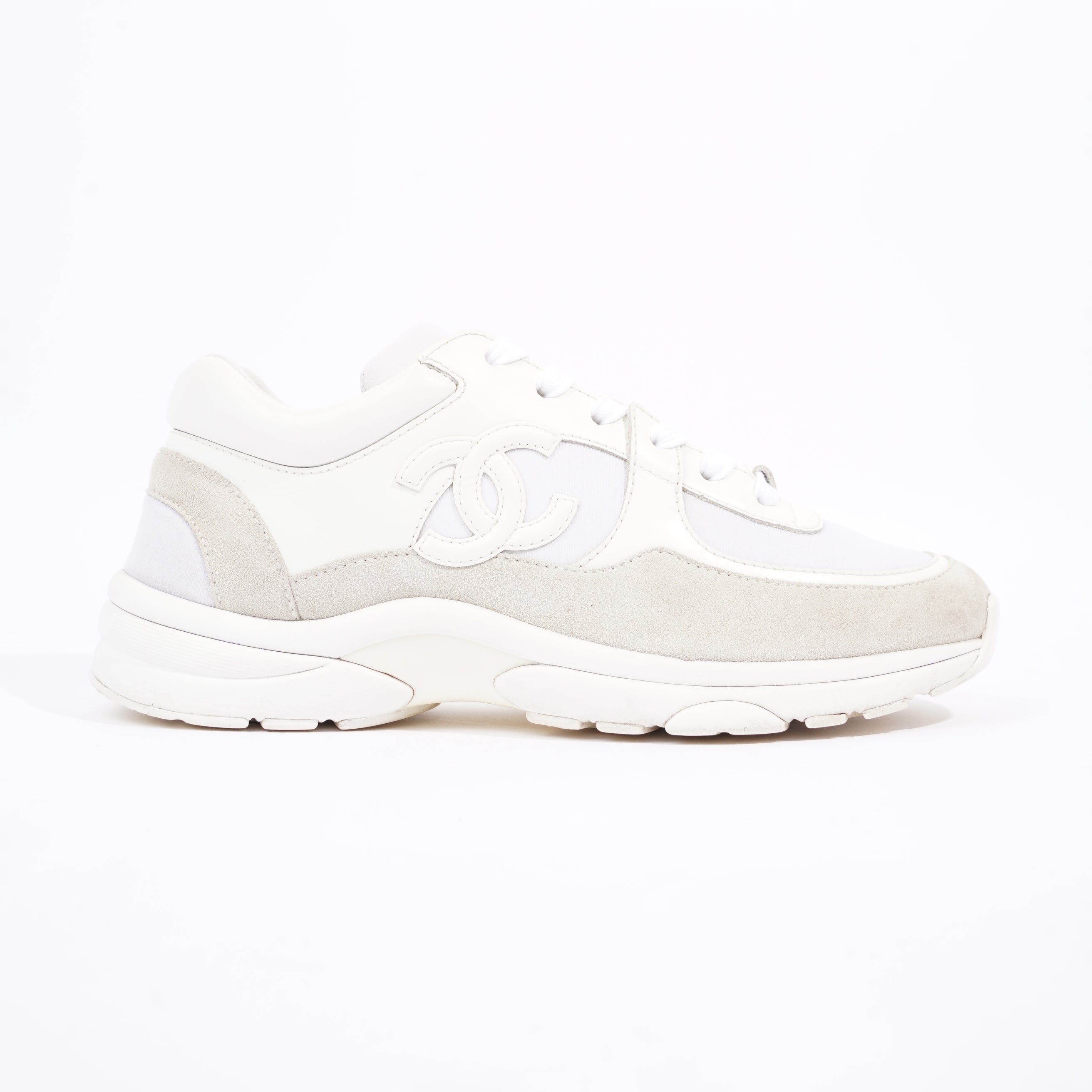 Chanel Womens CC Logo Sneaker White EU 39 / UK 6