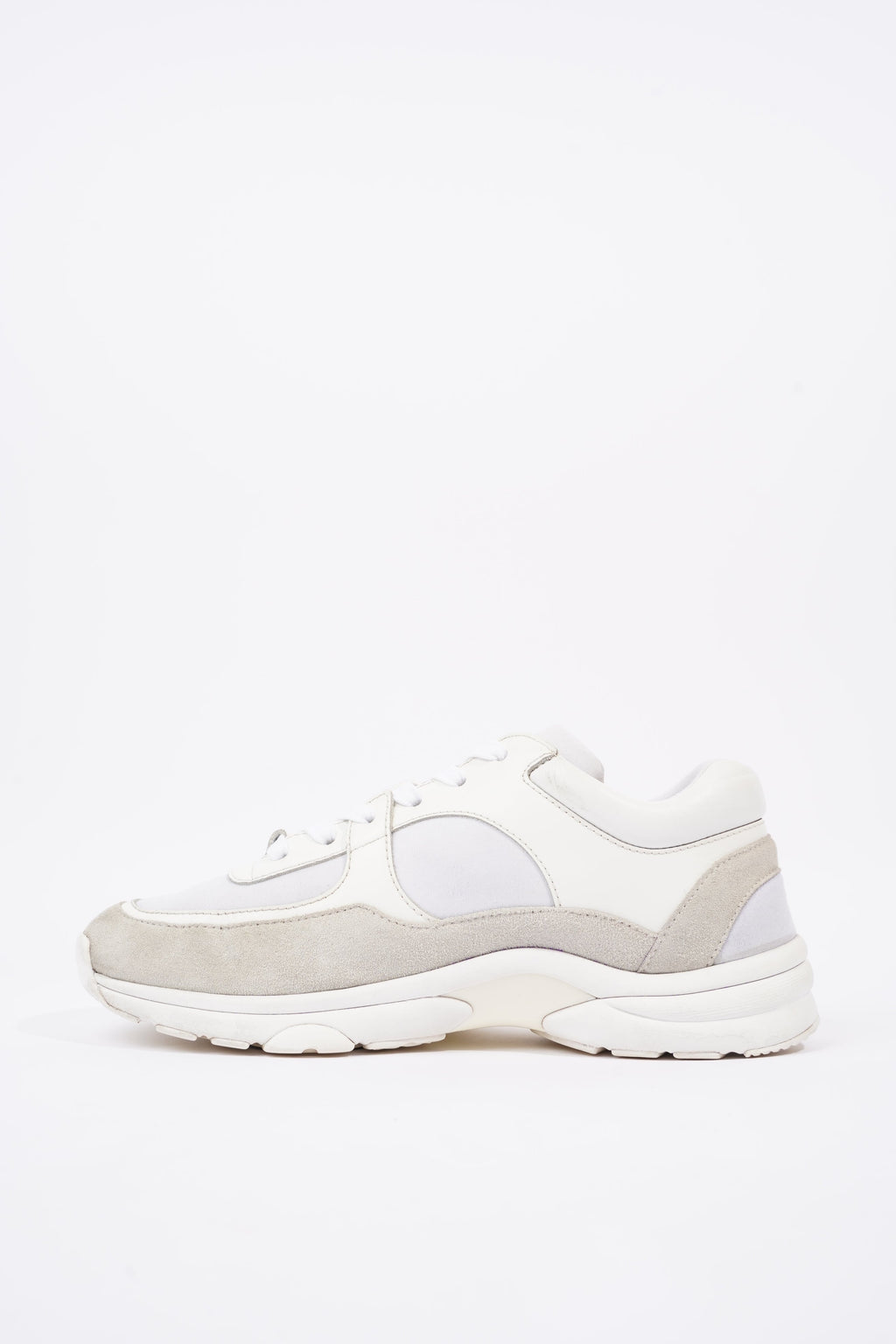 Chanel Womens CC Logo Sneaker White EU 39 / UK 6