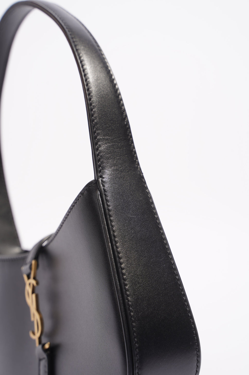 Saint Laurent Womens Le 5 a 7 Hobo Bag Black Leather Mini