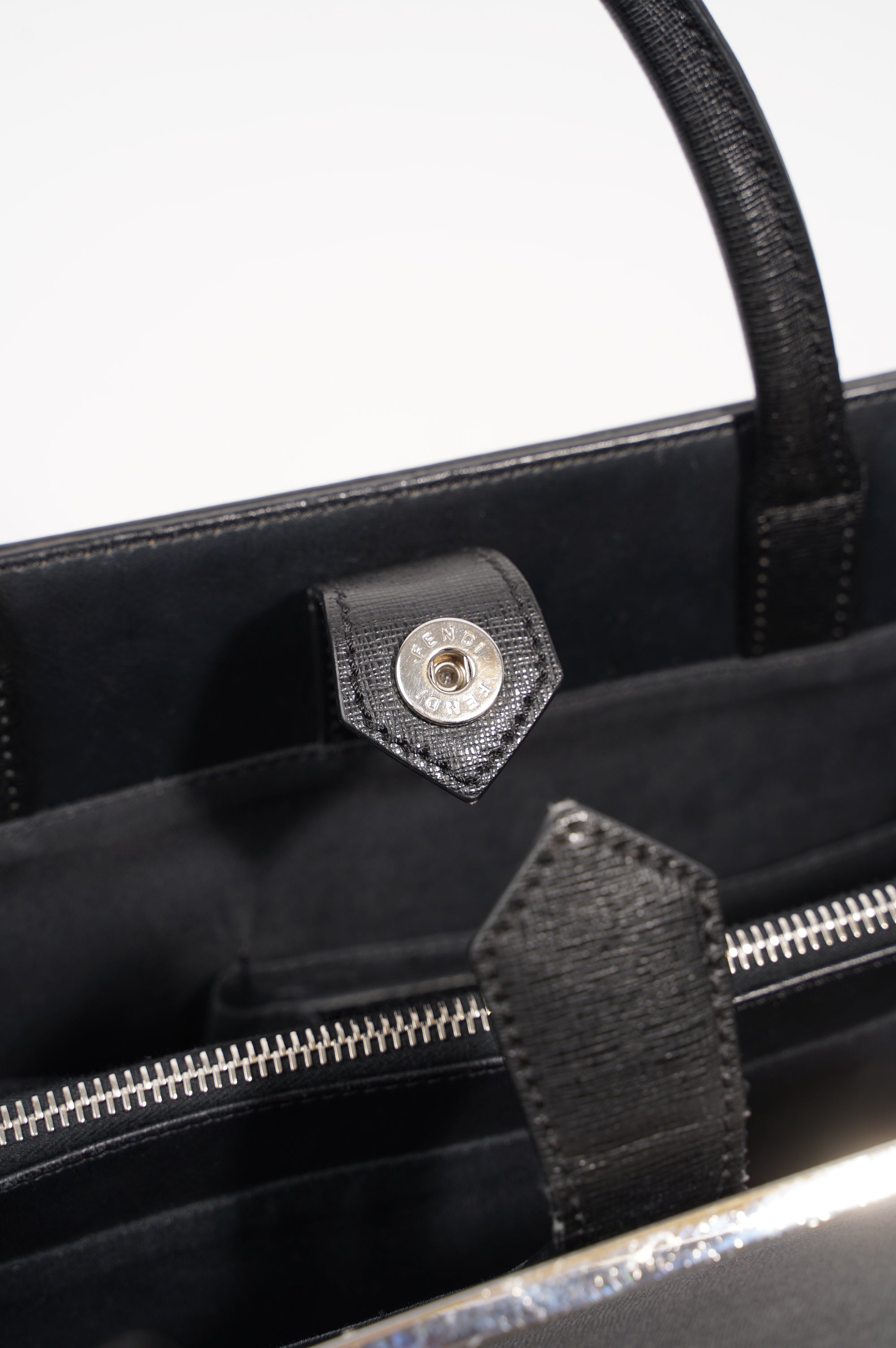 Fendi Womens 2 Jours Medium