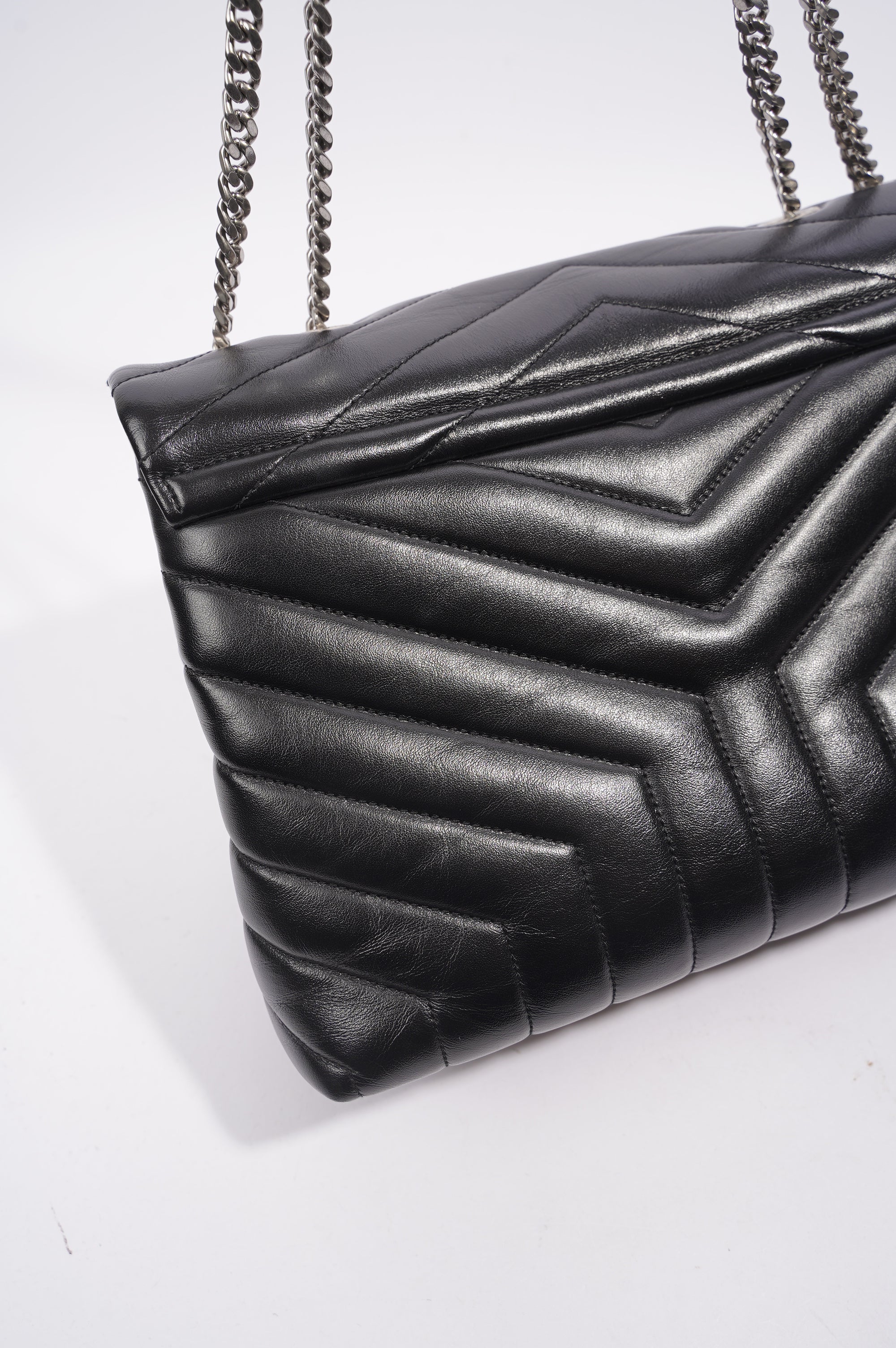 Saint Laurent Womens Lou Lou Bag Black Leather Medium