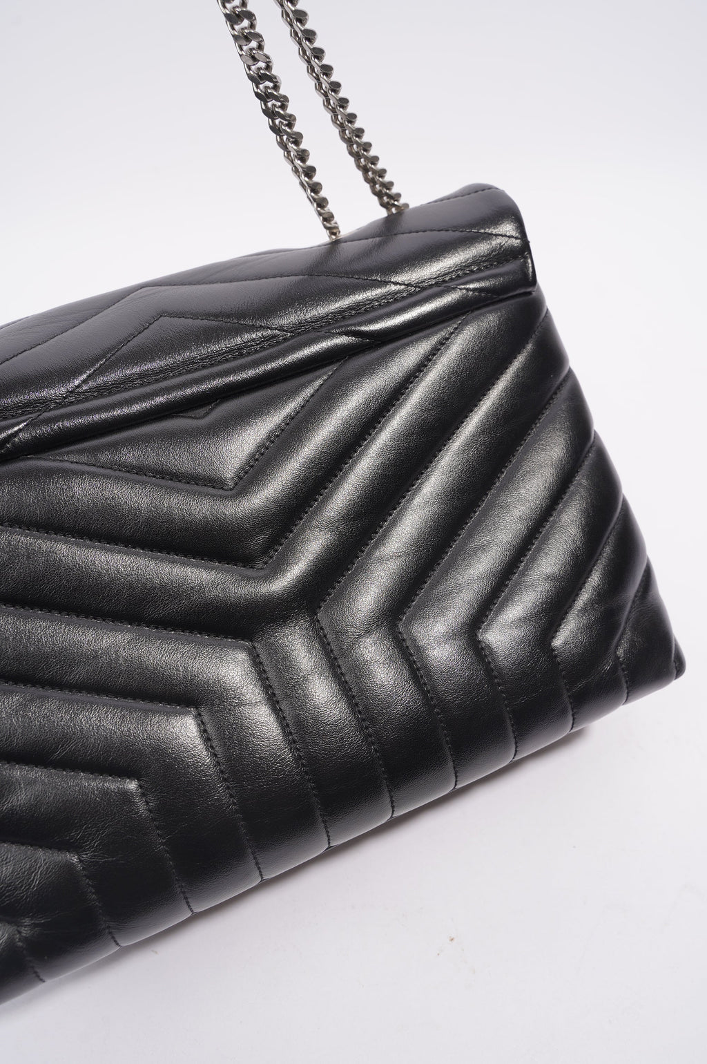 Saint Laurent Womens Lou Lou Bag Black Leather Medium