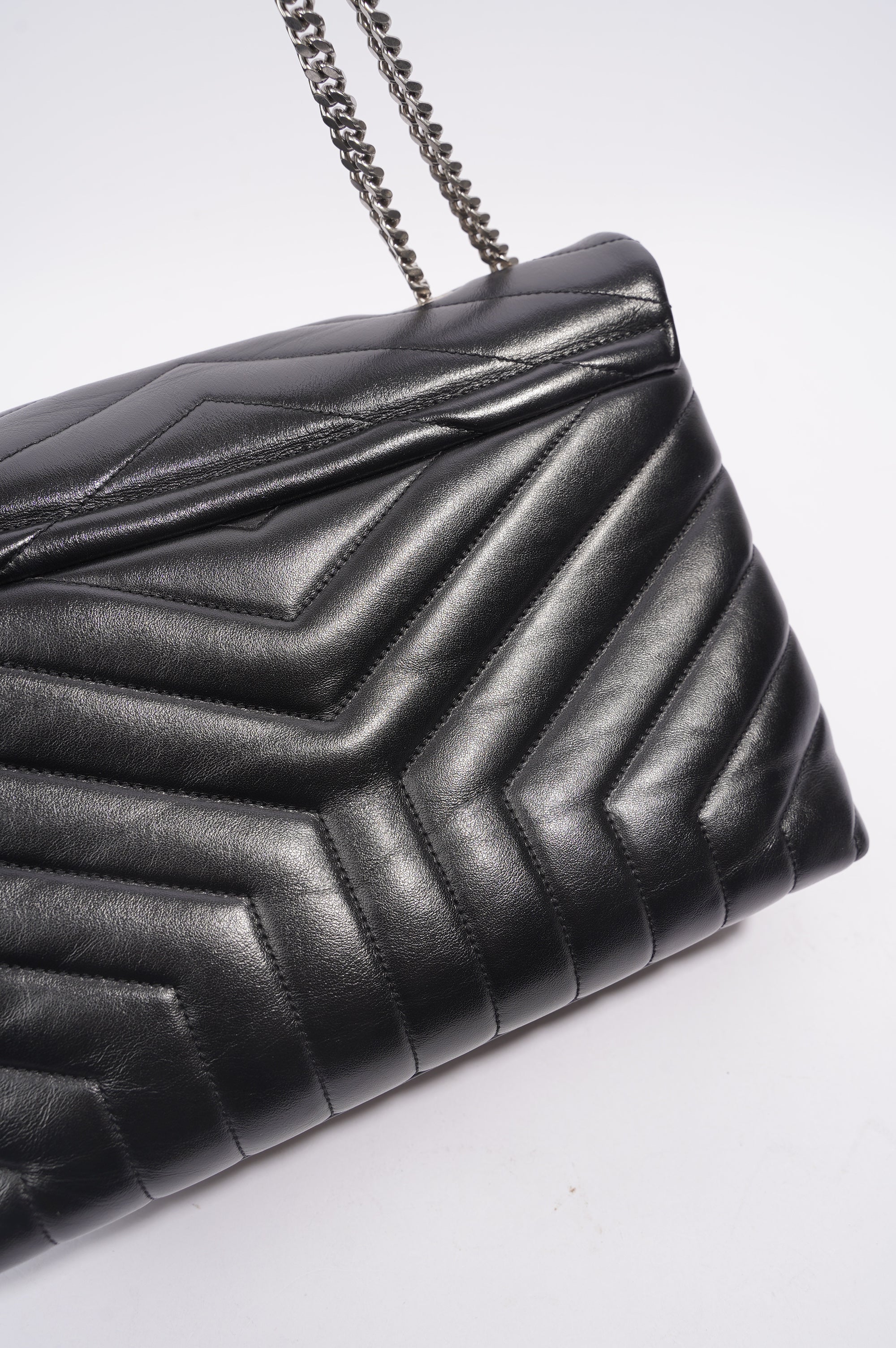Saint Laurent Womens Lou Lou Bag Black Leather Medium