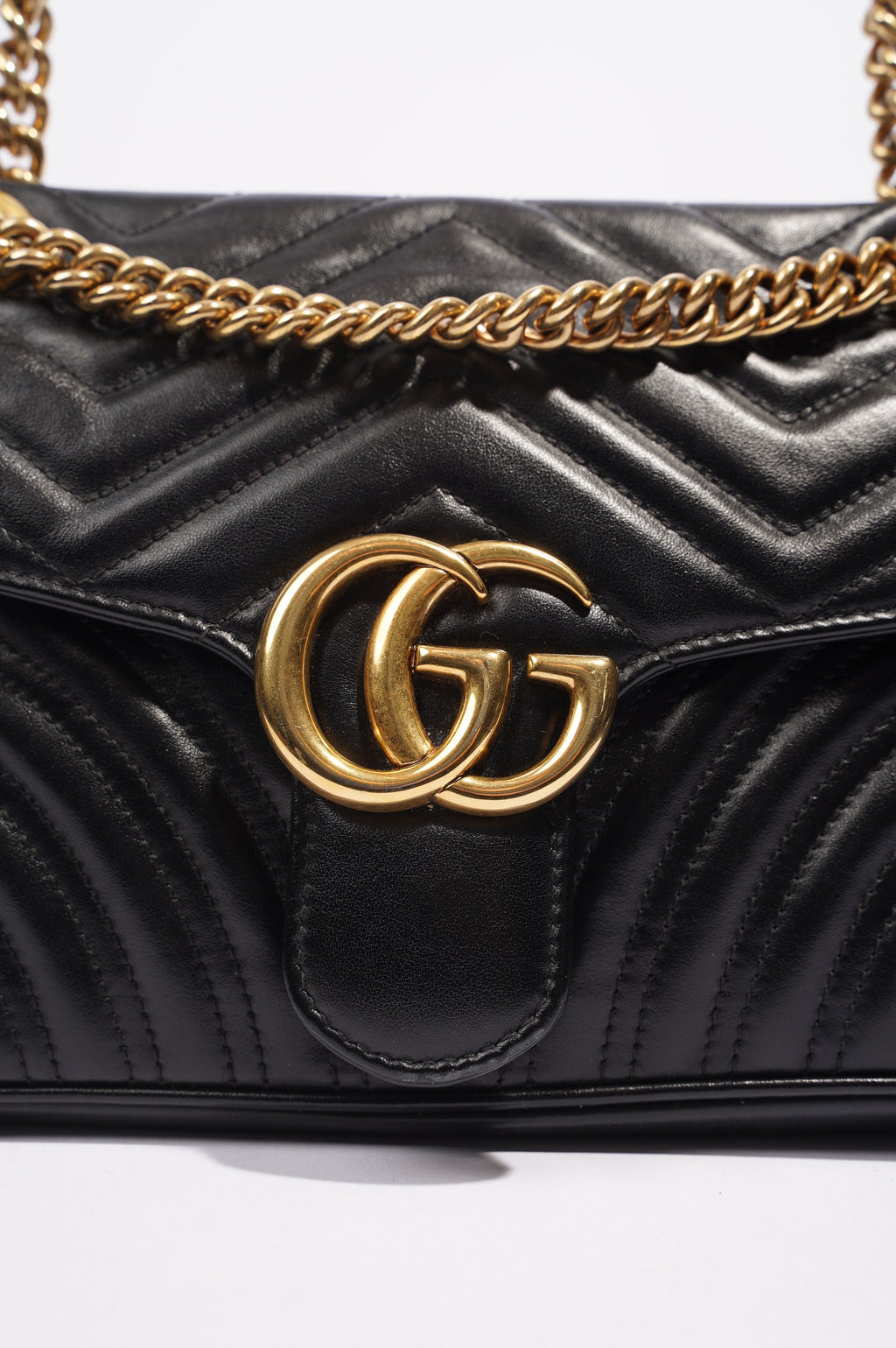 Gucci Marmont GG Flap Bag Black Leather Small