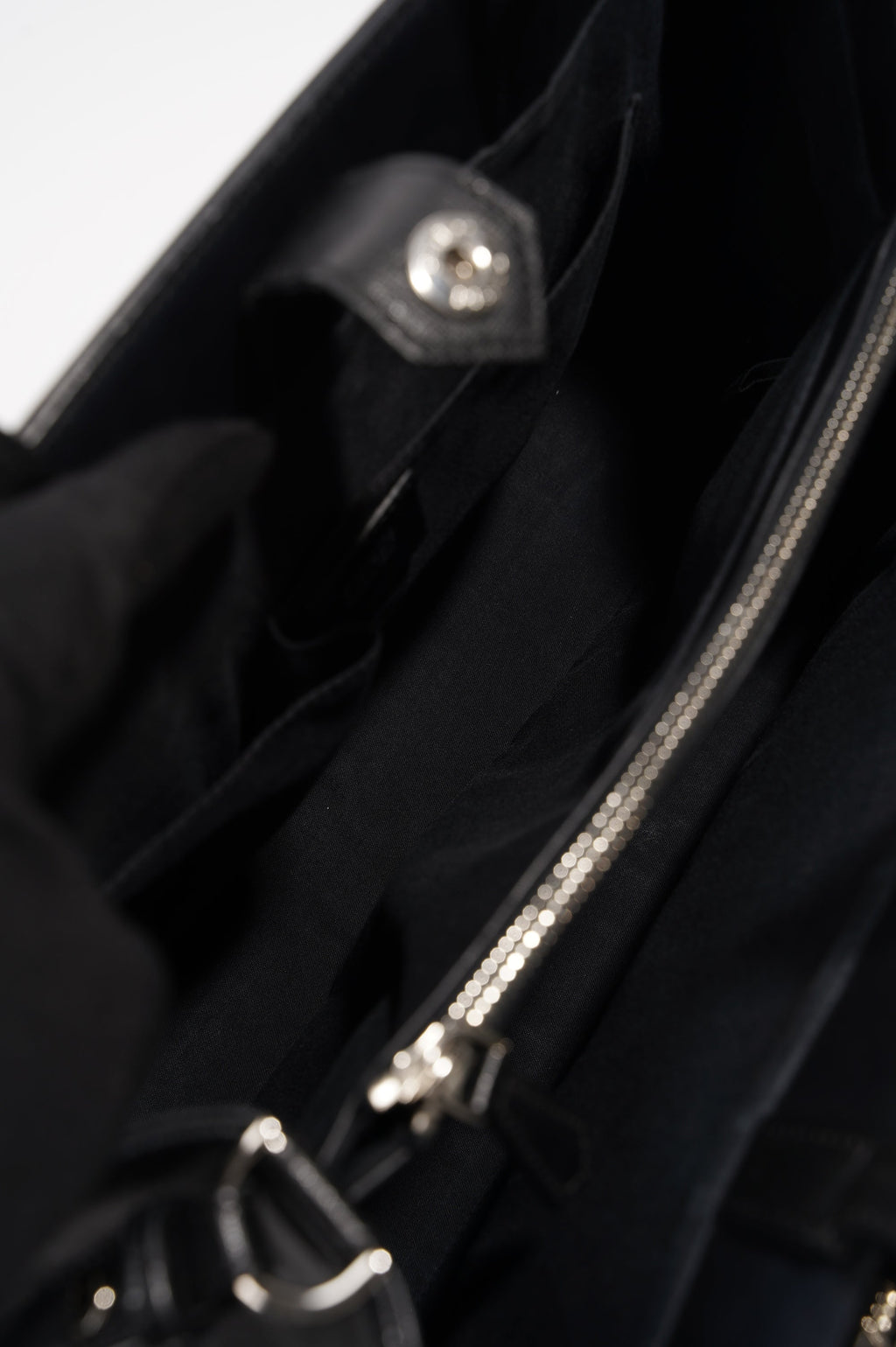 Fendi Womens 2 Jours Medium
