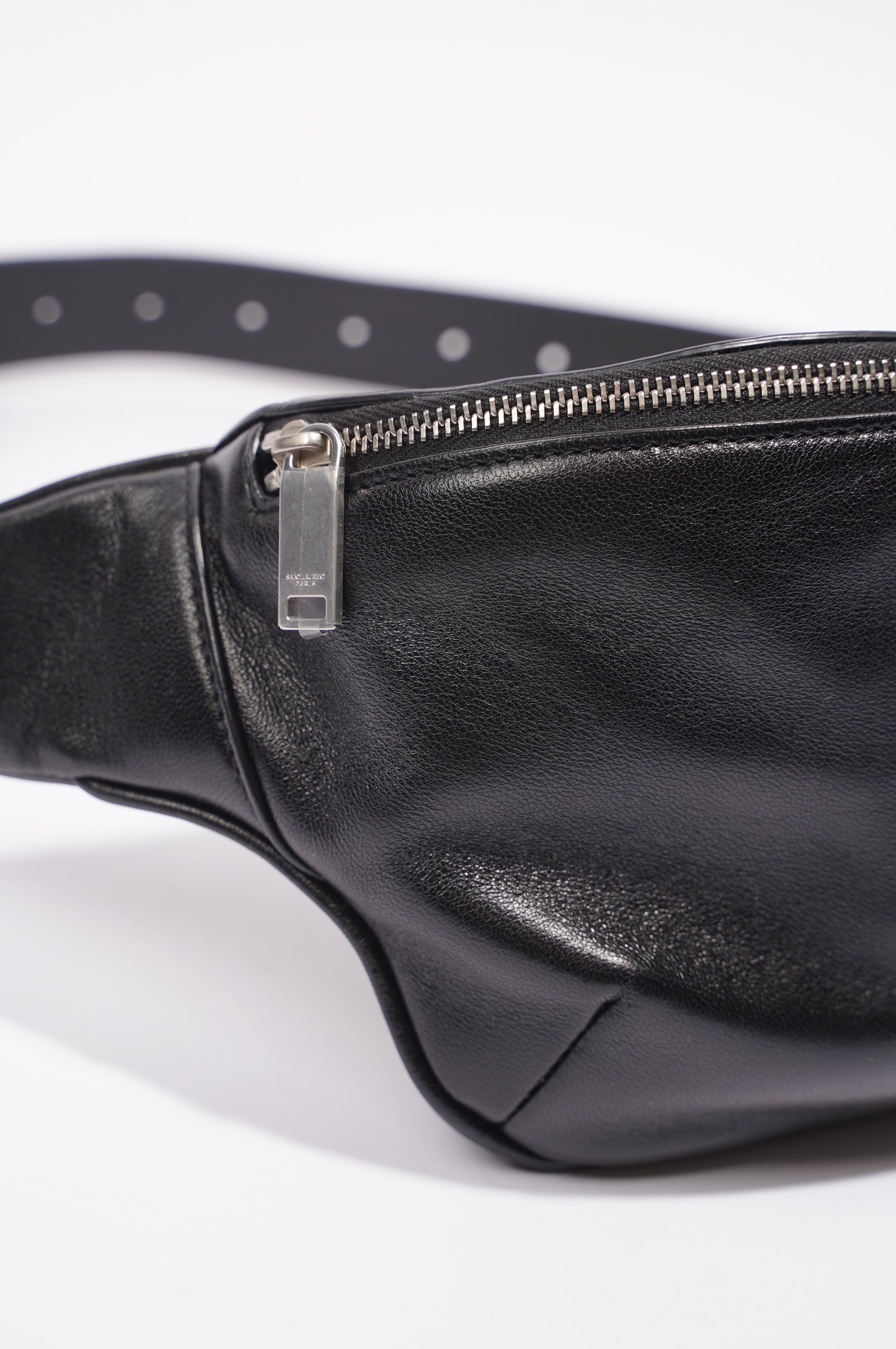 Saint Laurent Womens Belt Bag Black Leather