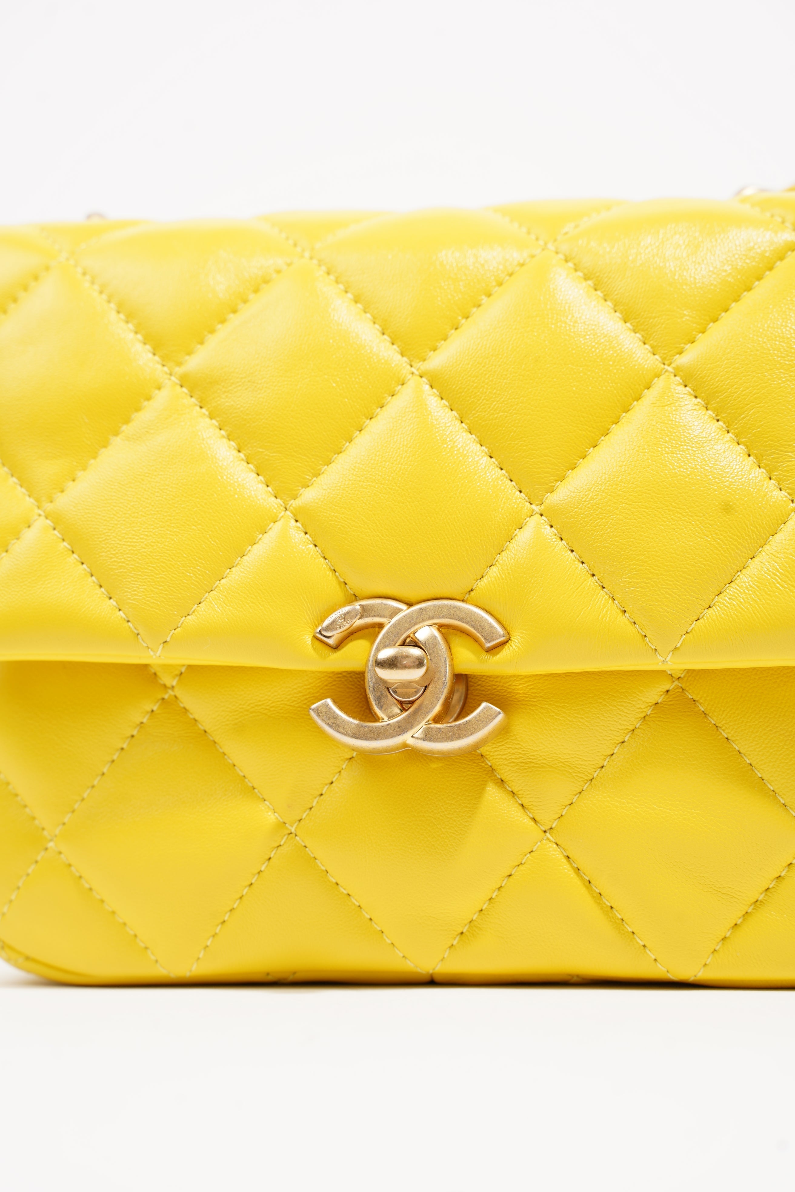 Chanel Womens Candy Chain CC Quilted Lambskin Flap Bag Mini