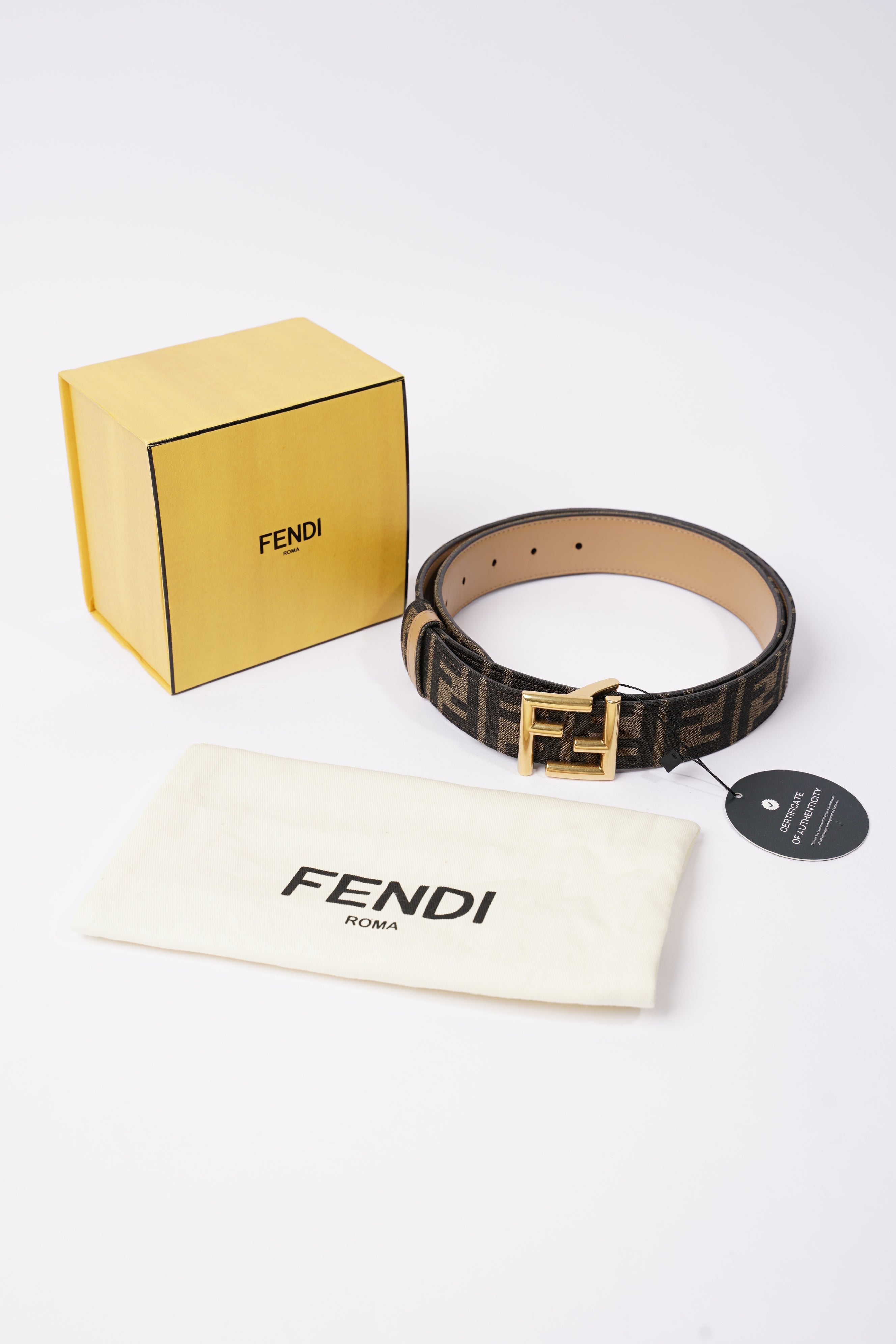 Fendi Womens Reversible FF Belt Zucca 90