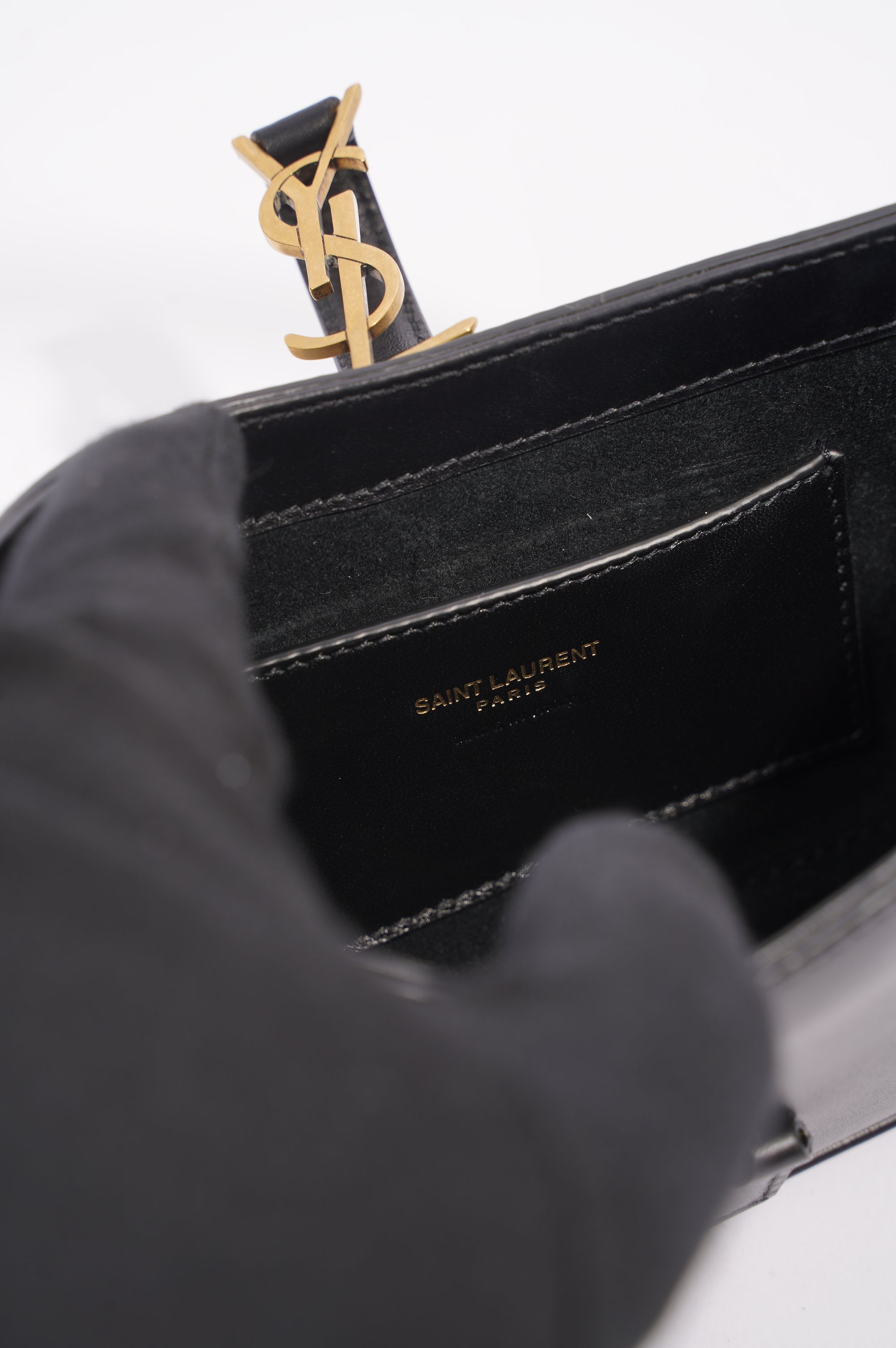 Saint Laurent Womens Le 5 a 7 Hobo Bag Black Leather Mini