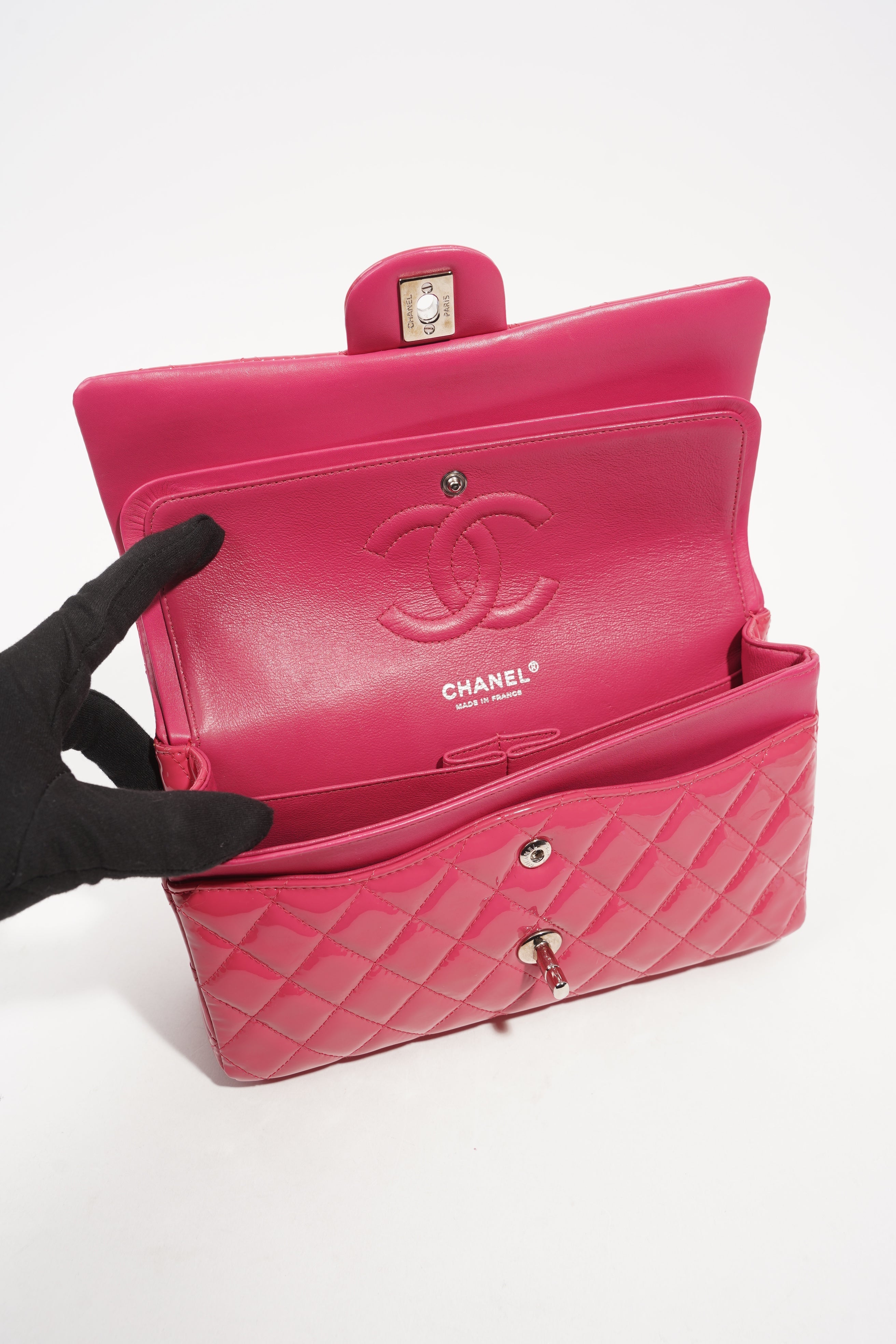 Chanel Womens Classic Flap Patent Pink Medium