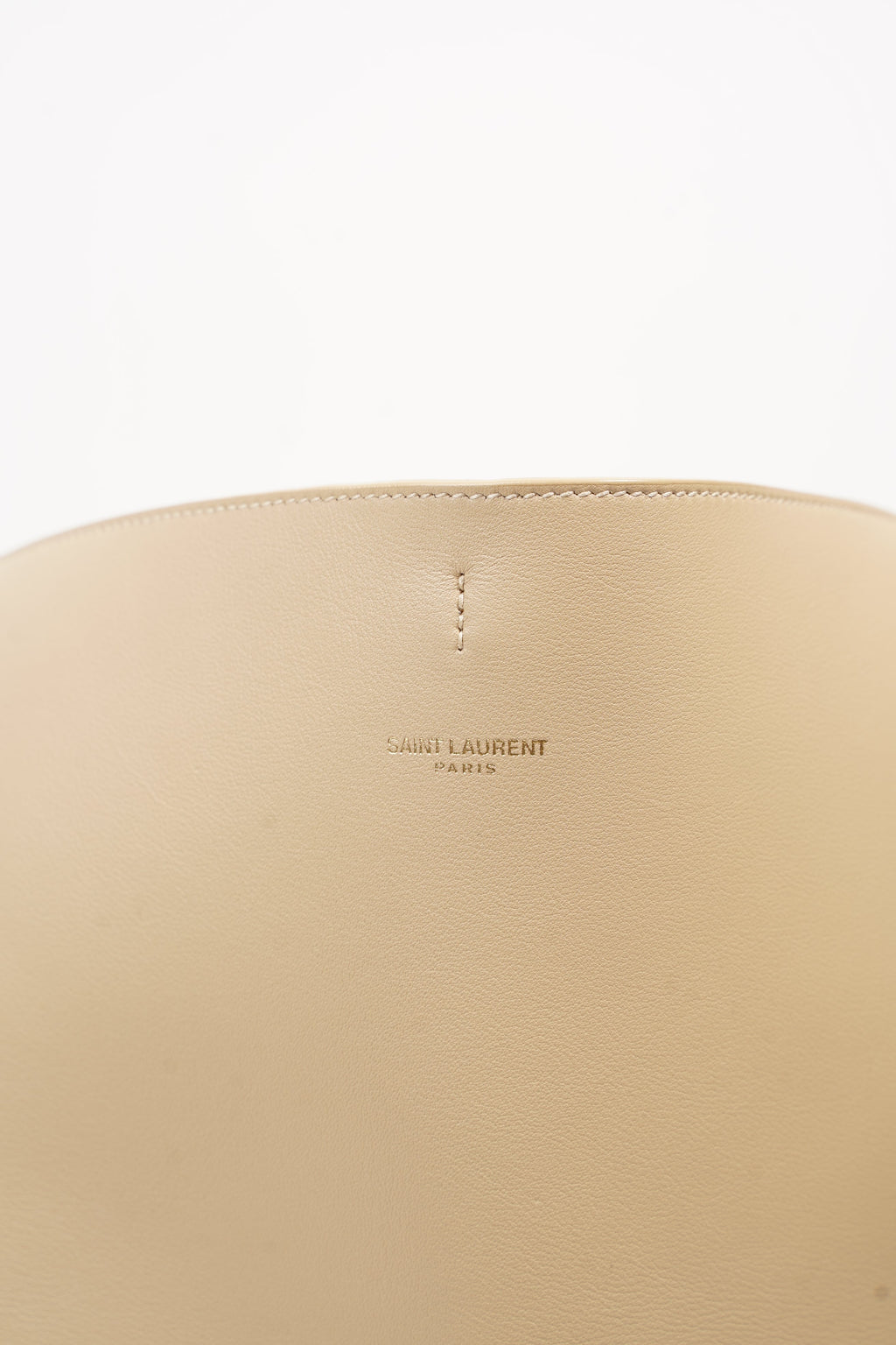 Saint Laurent Womens Suzanne Hobo Bag Medium